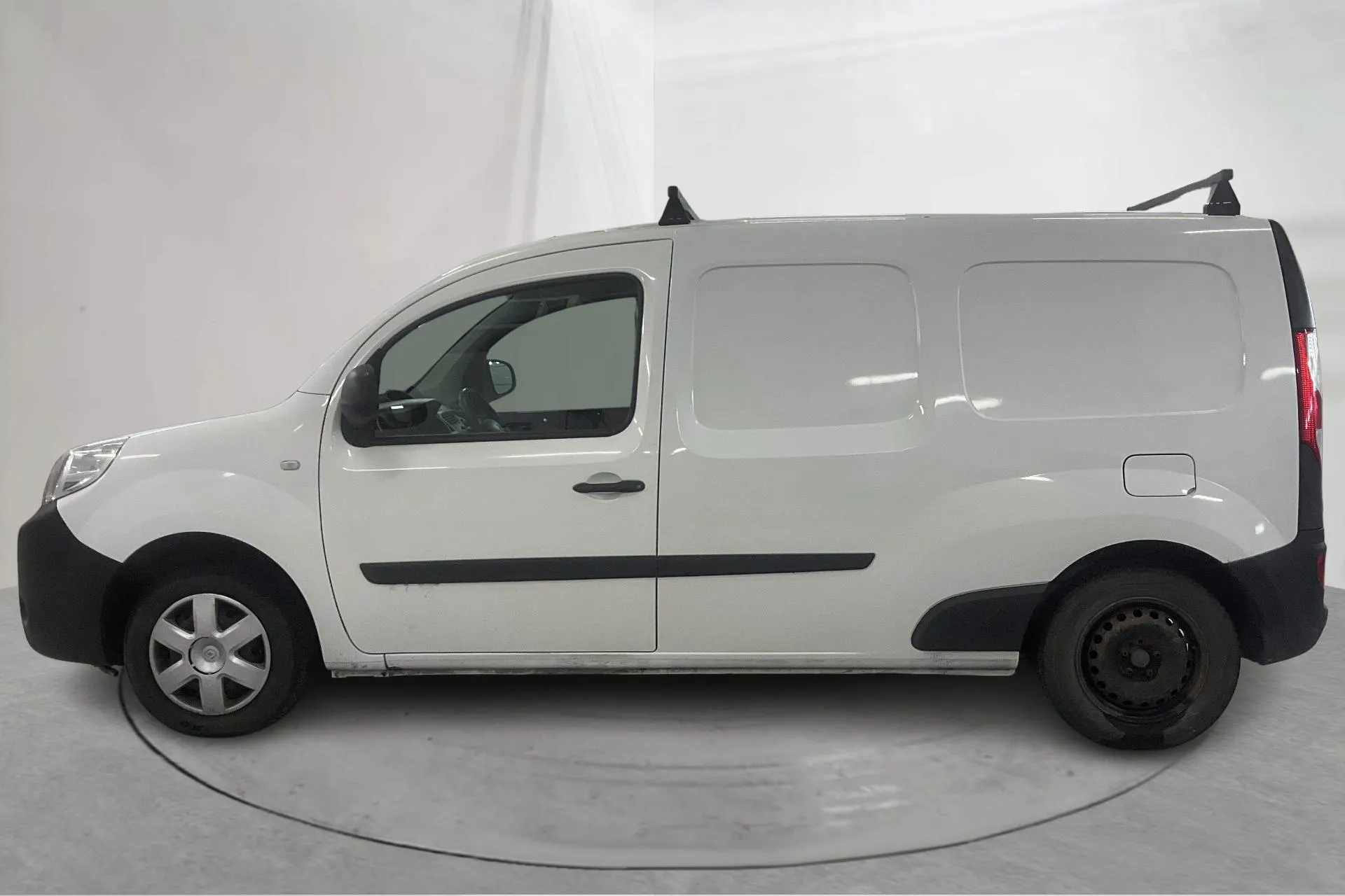 Presentationsfoto 2 av 15: Renault Kangoo 1.5 dCi Maxi skåp (90hk) - 9 840 mil - Manuell - vit - 2016