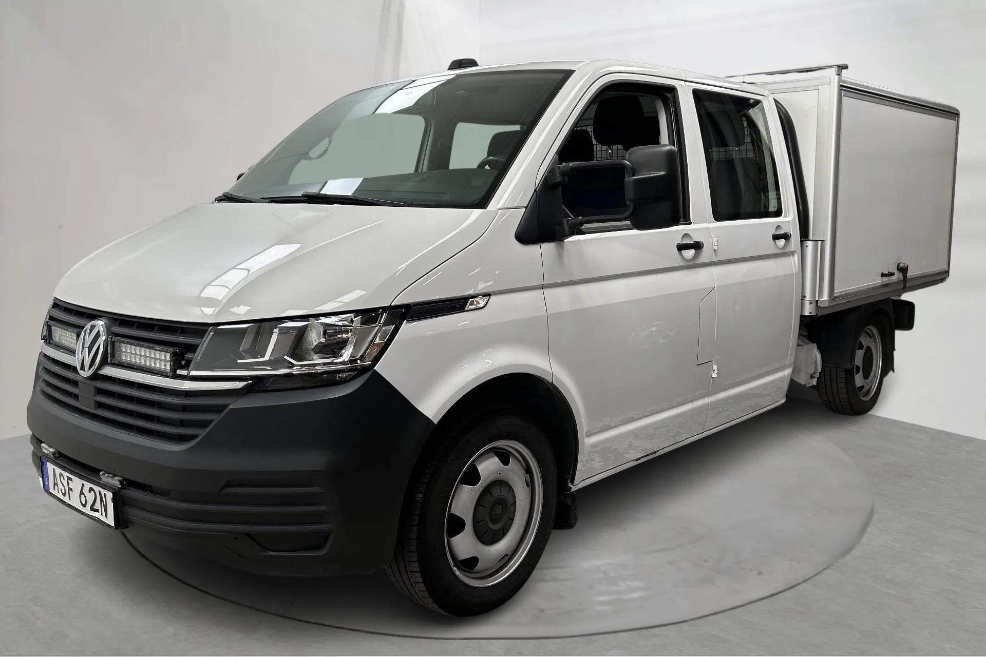 Presentation photo 1 of 18: VW Transporter T6 2.0 TDI BMT 4MOTION (150hk) - 69 710 km - Manual - white - 2020