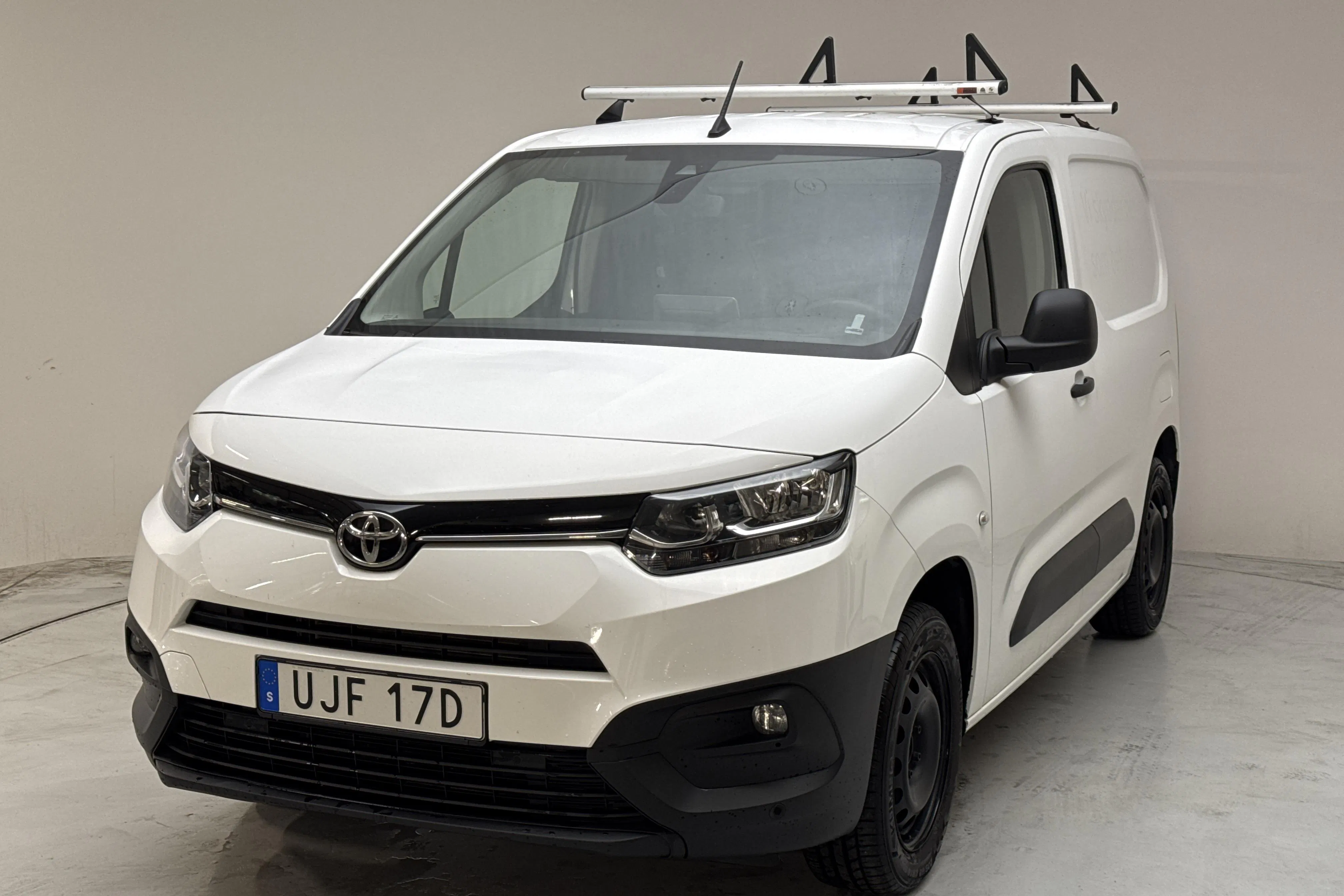 Esitlusfoto 1 aadressil 12: Toyota PROACE CITY 1.2T (130hk) - 110 610 km - Automaatne - valge - 2021