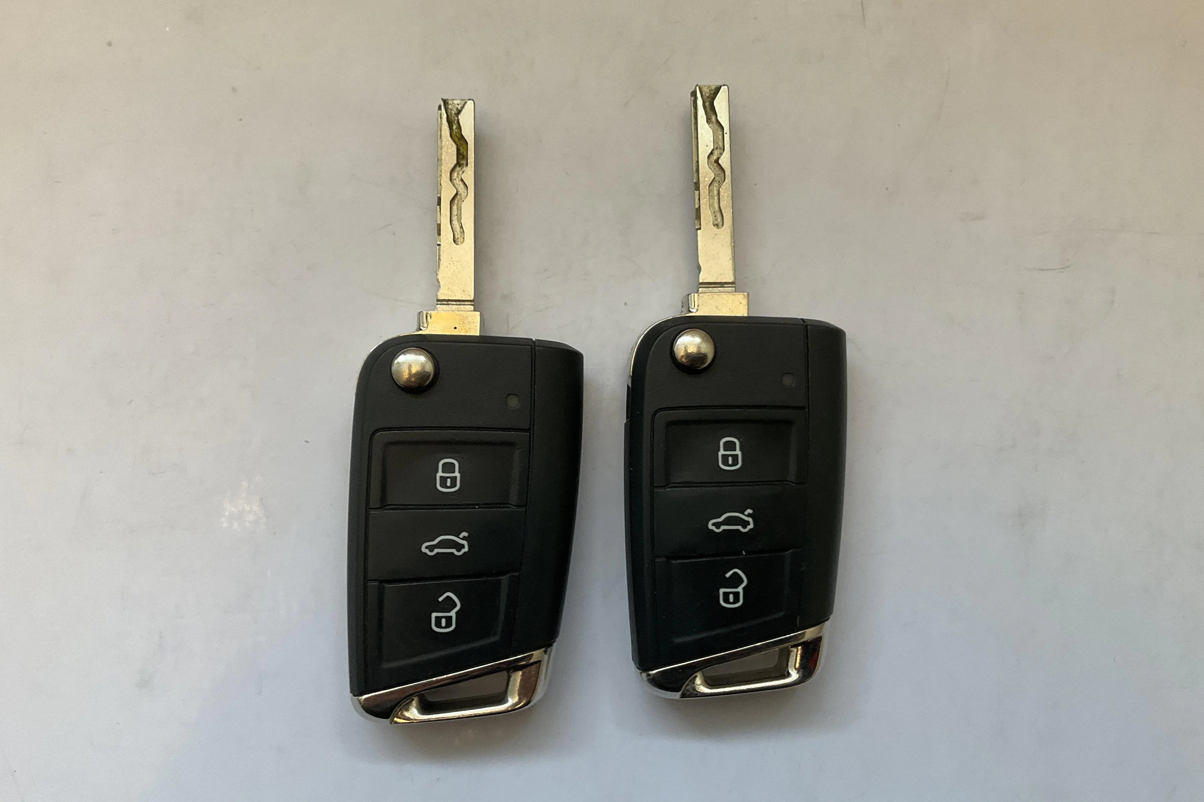 Presentationsfoto 15 av 15: VW Tiguan 1.4 TSI eHybrid (245hk) - 11 220 mil - Automat - vit - 2022