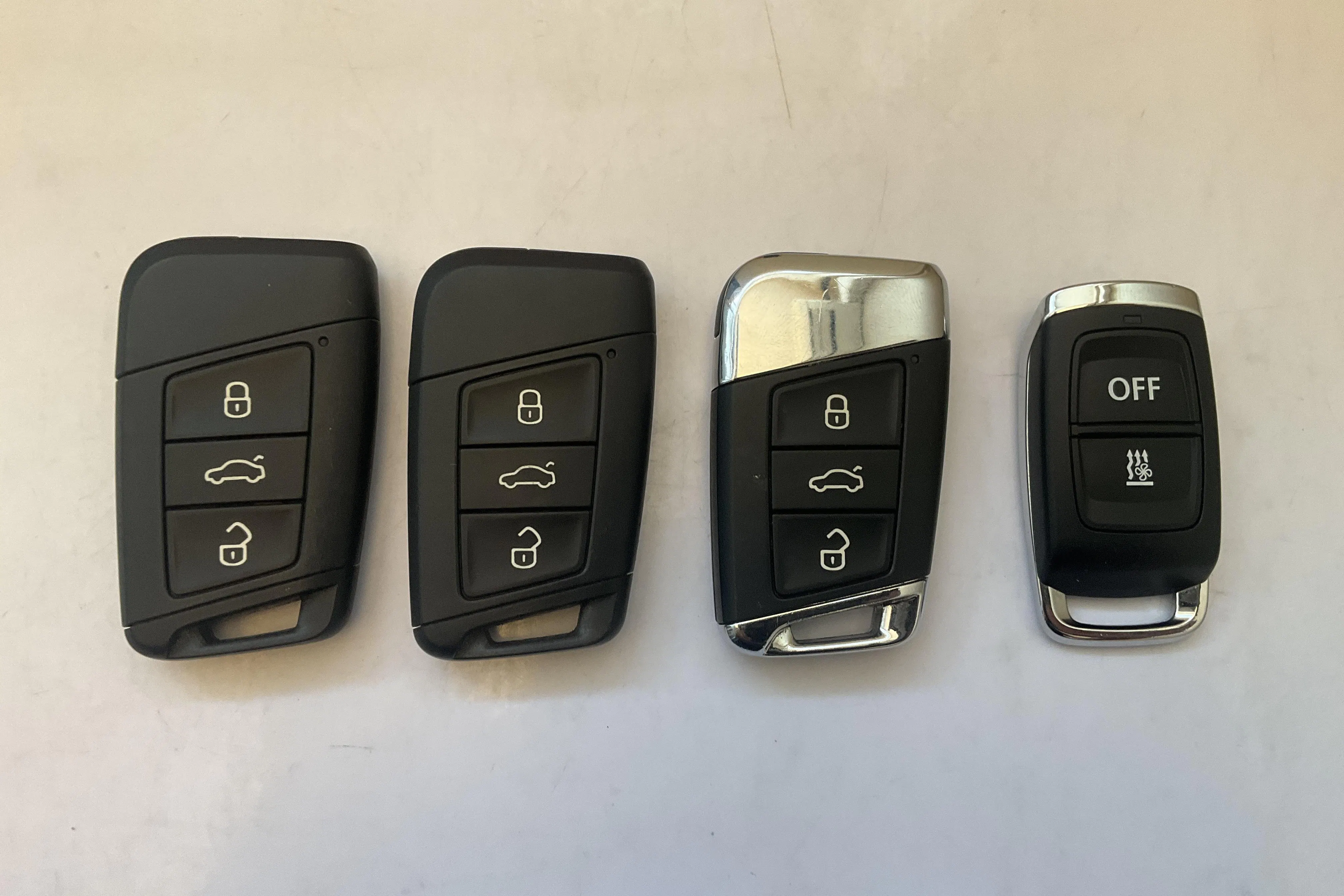 Presentation photo 15 of 15: Skoda Superb 1.8 TSI Kombi (180hk) - 131 030 km - Automatic - white - 2018