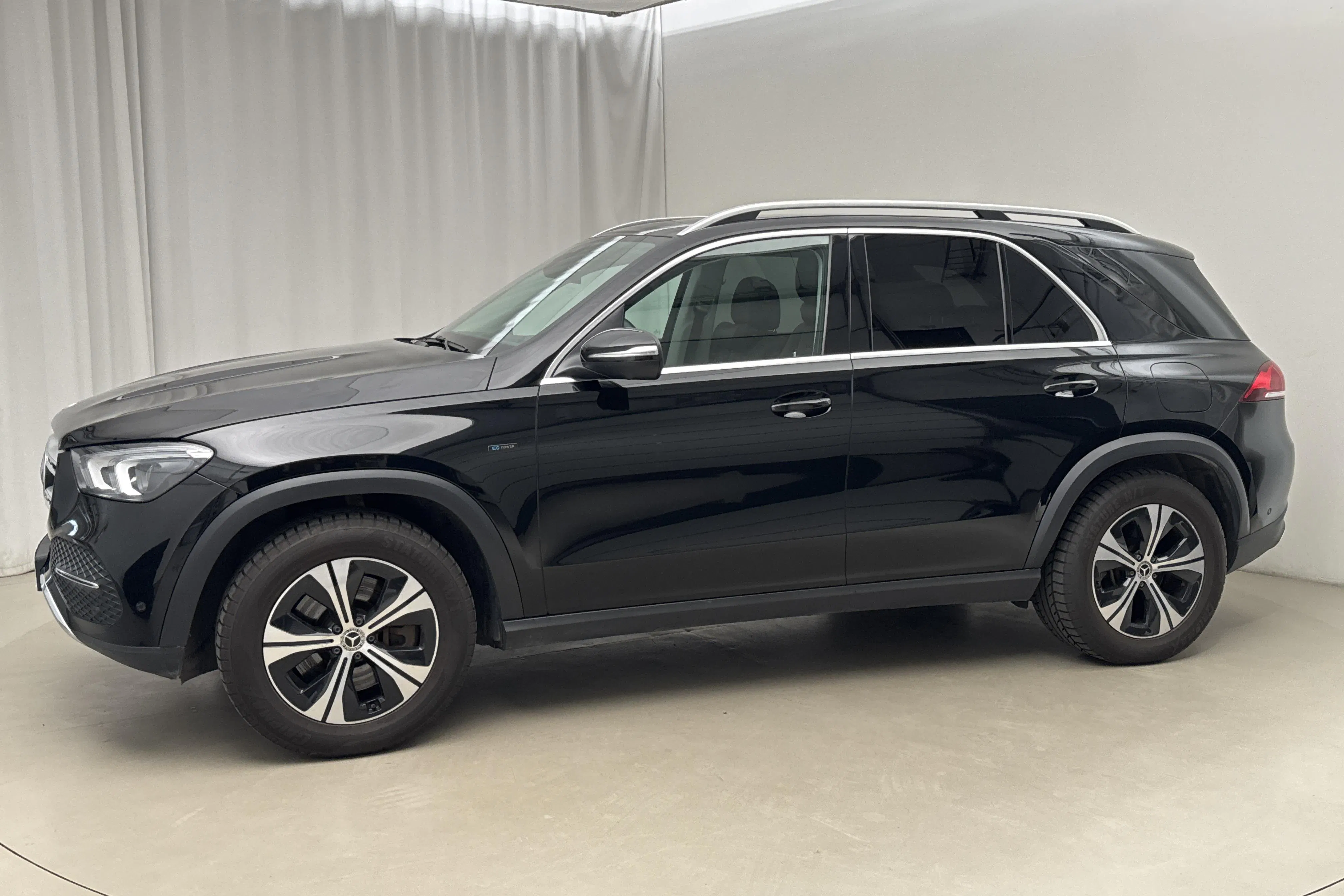 Presentationsfoto 2 av 24: Mercedes GLE 350 de 4MATIC V167 (306hk) - 14 313 mil - Automat - svart - 2021