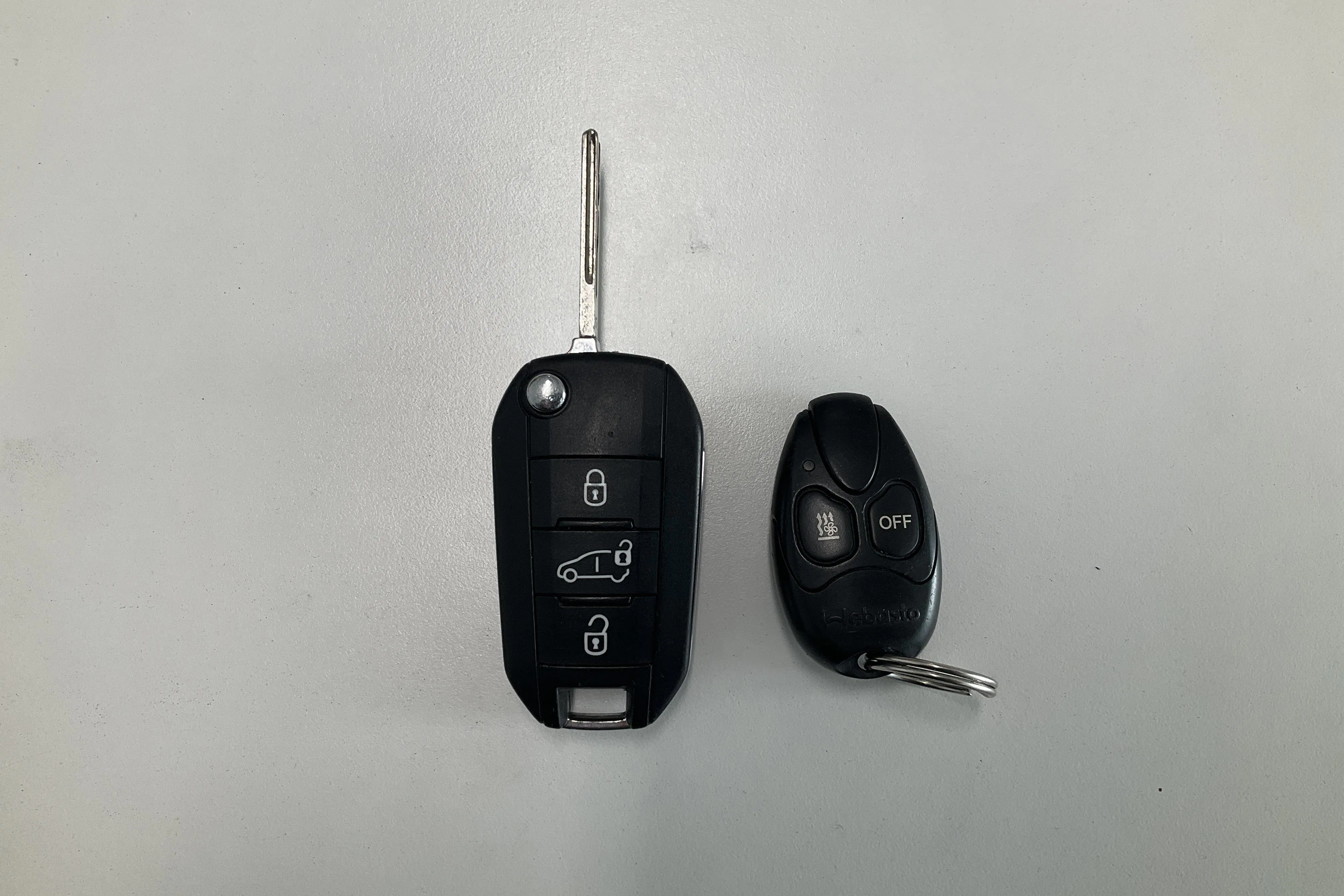 Presentationsfoto 14 av 14: Peugeot Partner 1.5 HDI Skåp (130hk) - 9 913 mil - Automat - vit - 2021