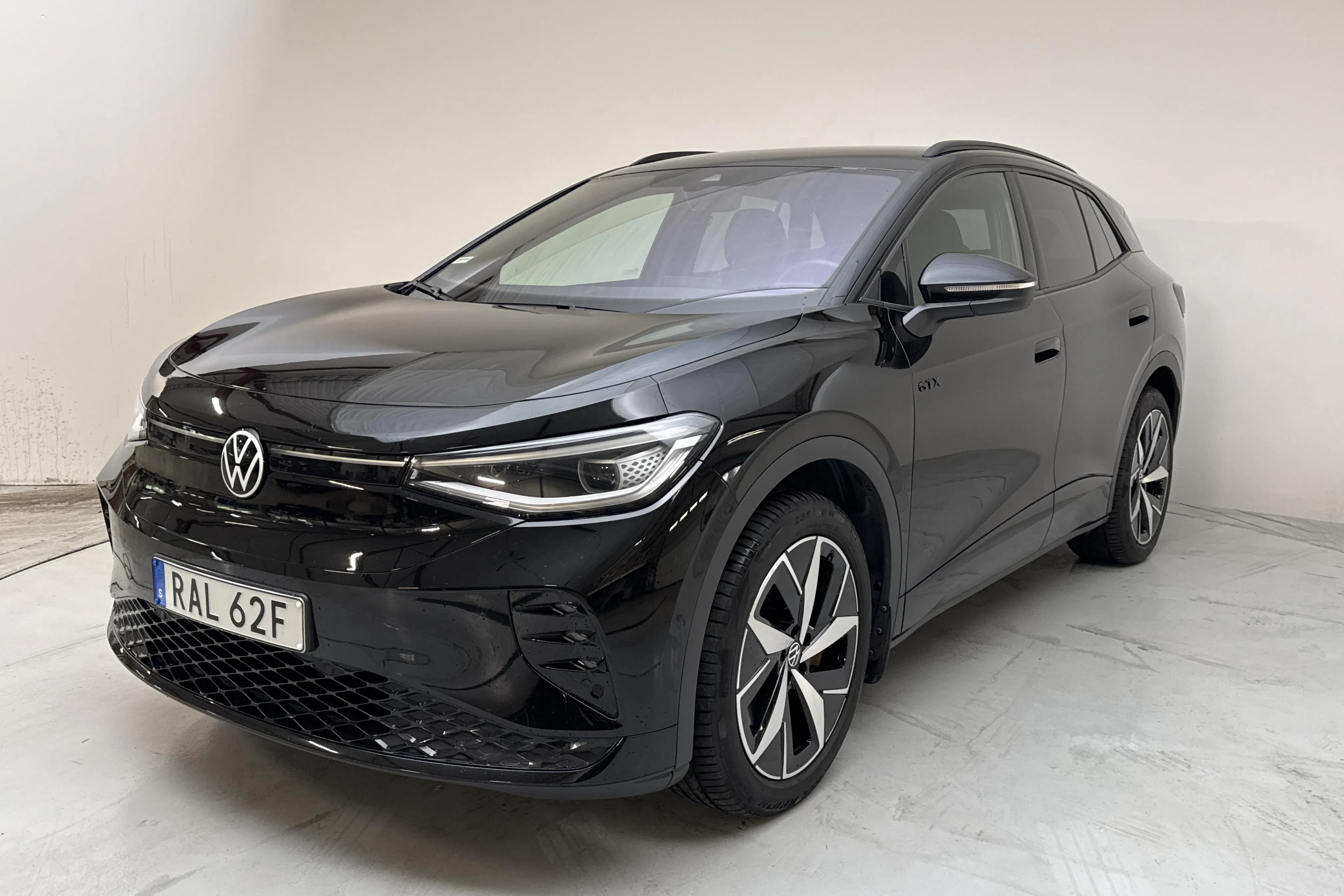 Presentation photo 1 of 15: VW ID.4 GTX 77kWh AWD (299hk) - 56 690 km - Automatic - black - 2023