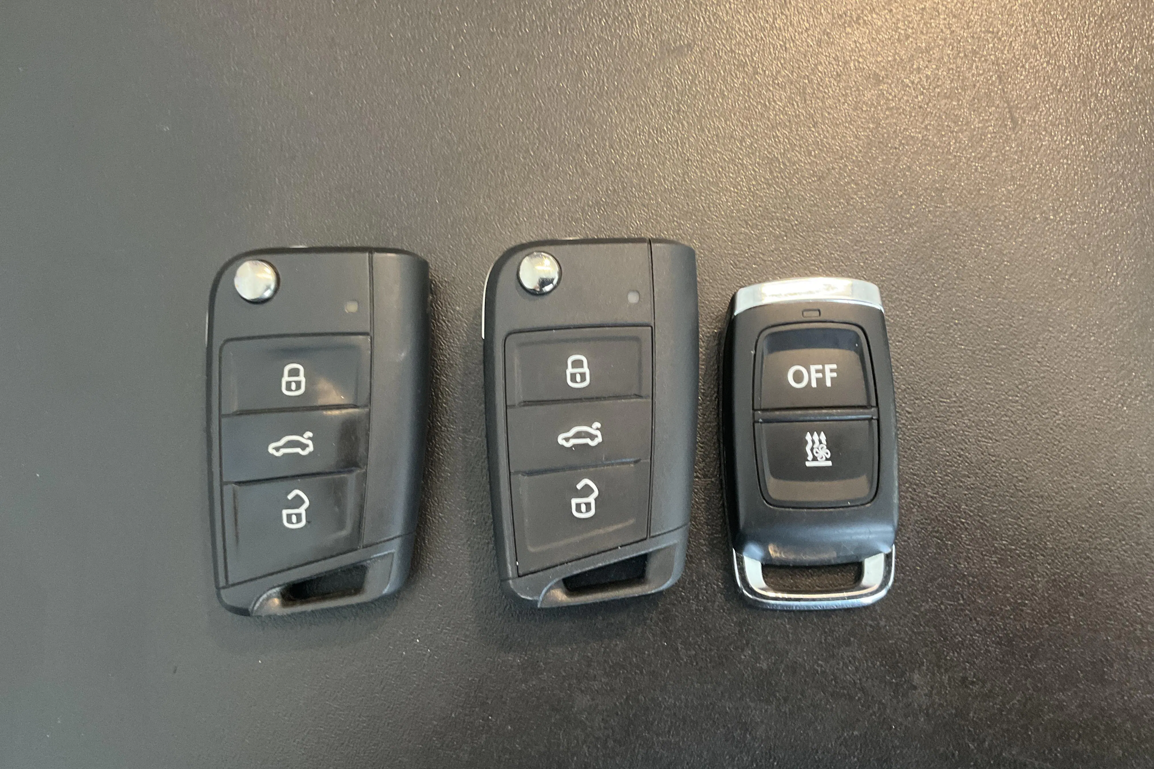 Presentationsfoto 17 av 17: VW Tiguan 1.5 TSI (150hk) - 13 427 mil - Automat - Mörkblå - 2022