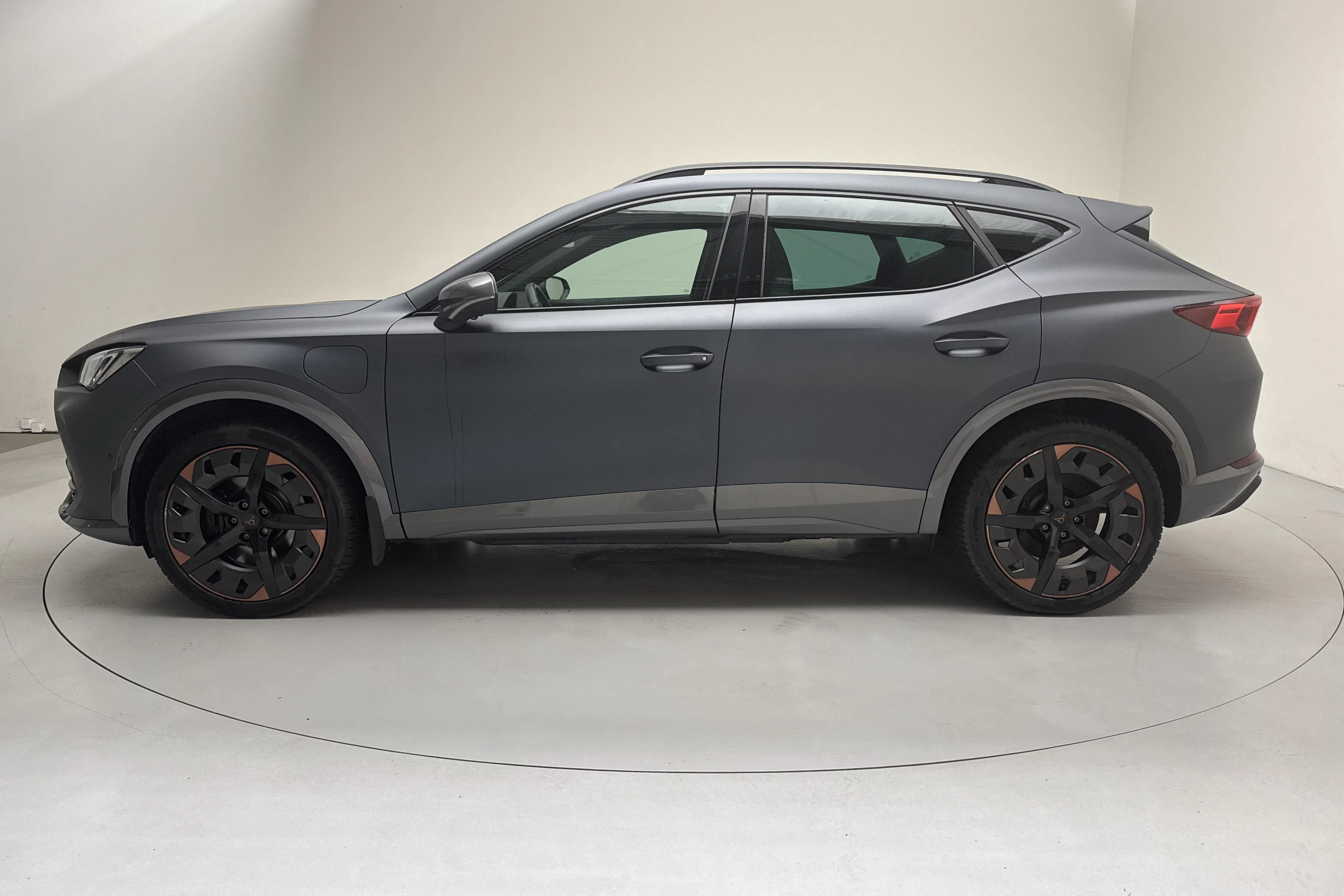 Presentationsfoto 2 av 19: Cupra Formentor VZ 1.4 e-HYBRID (245hk) - 8 679 mil - Automat - grå - 2023