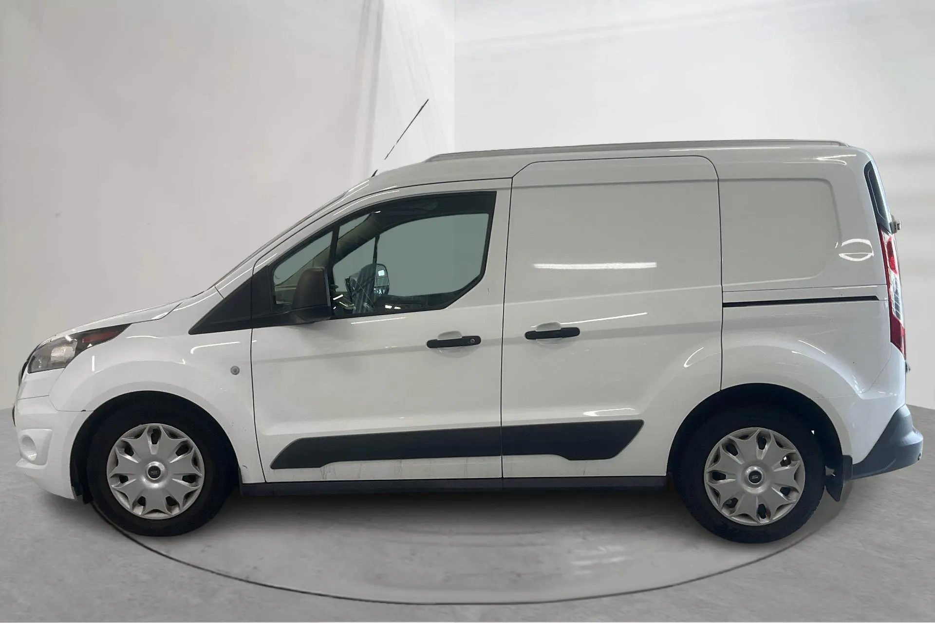 Presentation photo 2 of 19: Ford Transit Connect 1.5 TDCi (100hk) - 88 950 km - Automatic - white - 2016