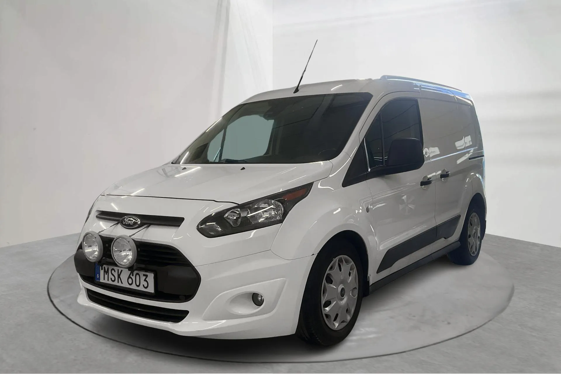 Presentation photo 1 of 19: Ford Transit Connect 1.5 TDCi (100hk) - 88 950 km - Automatic - white - 2016