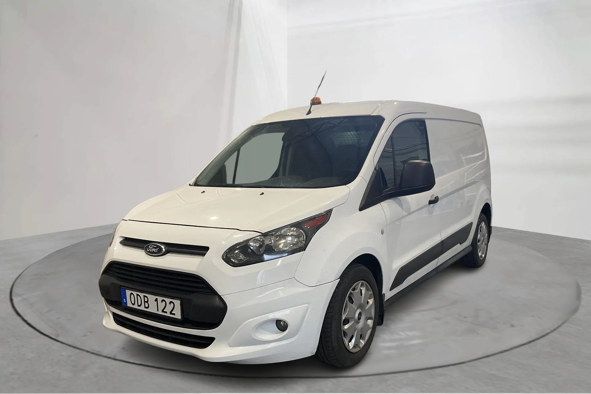 Presentation photo 1 of 13: Ford Transit Connect 1.5 TDCi (100hk) - 14 024 Scandinavian mile - Manual - white - 2016