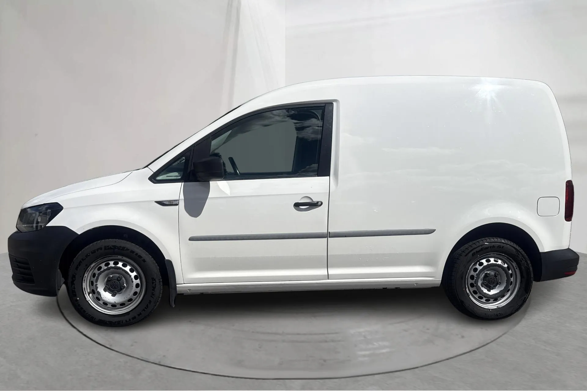 Presentation photo 2 of 15: VW Caddy 2.0 TDI Skåp (75hk) - 179 610 km - Manual - white - 2020