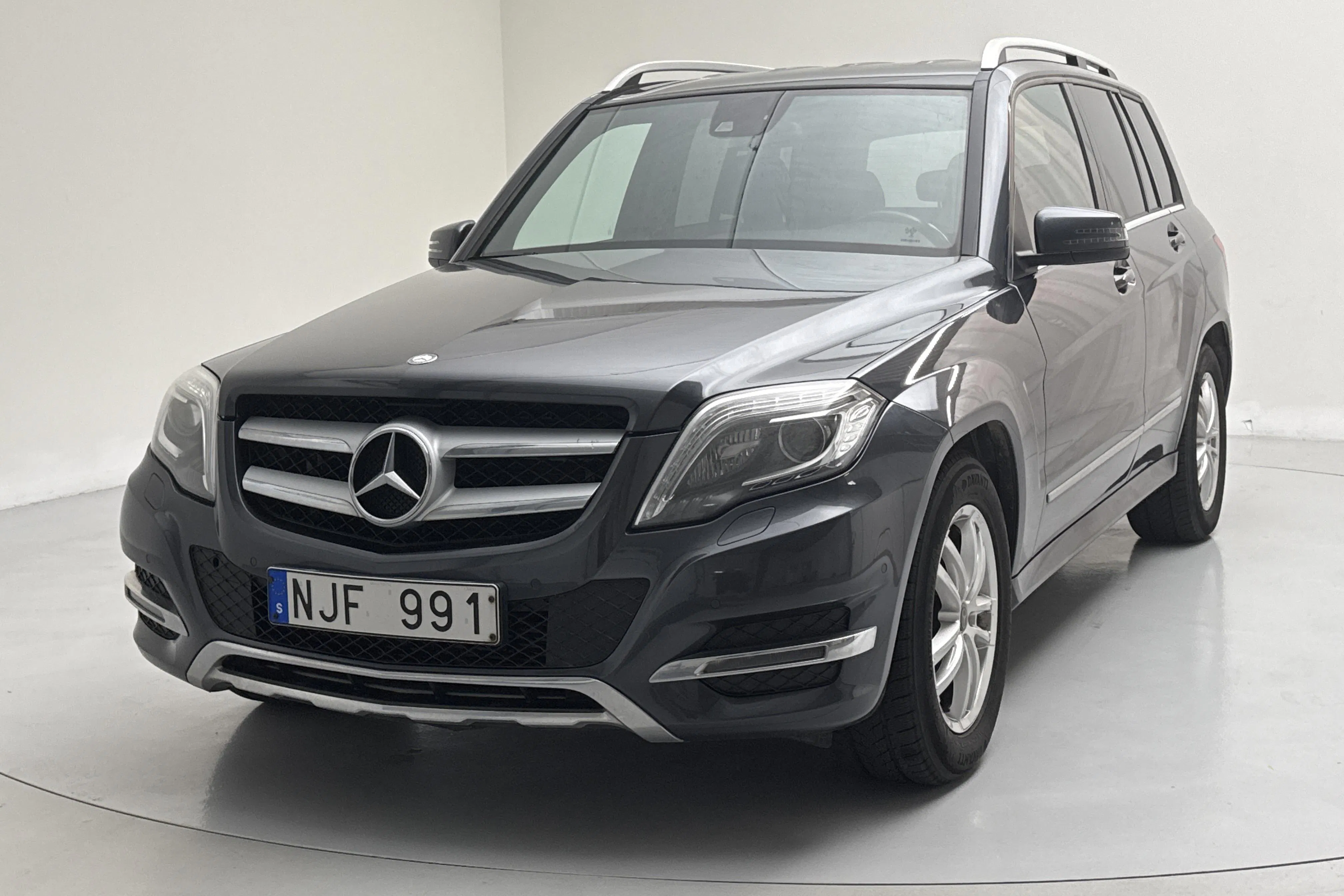 Presentationsfoto 1 av 15: Mercedes GLK 220 CDI 4MATIC X204 (170hk) - 19 447 mil - Automat - Mörkgrå - 2013