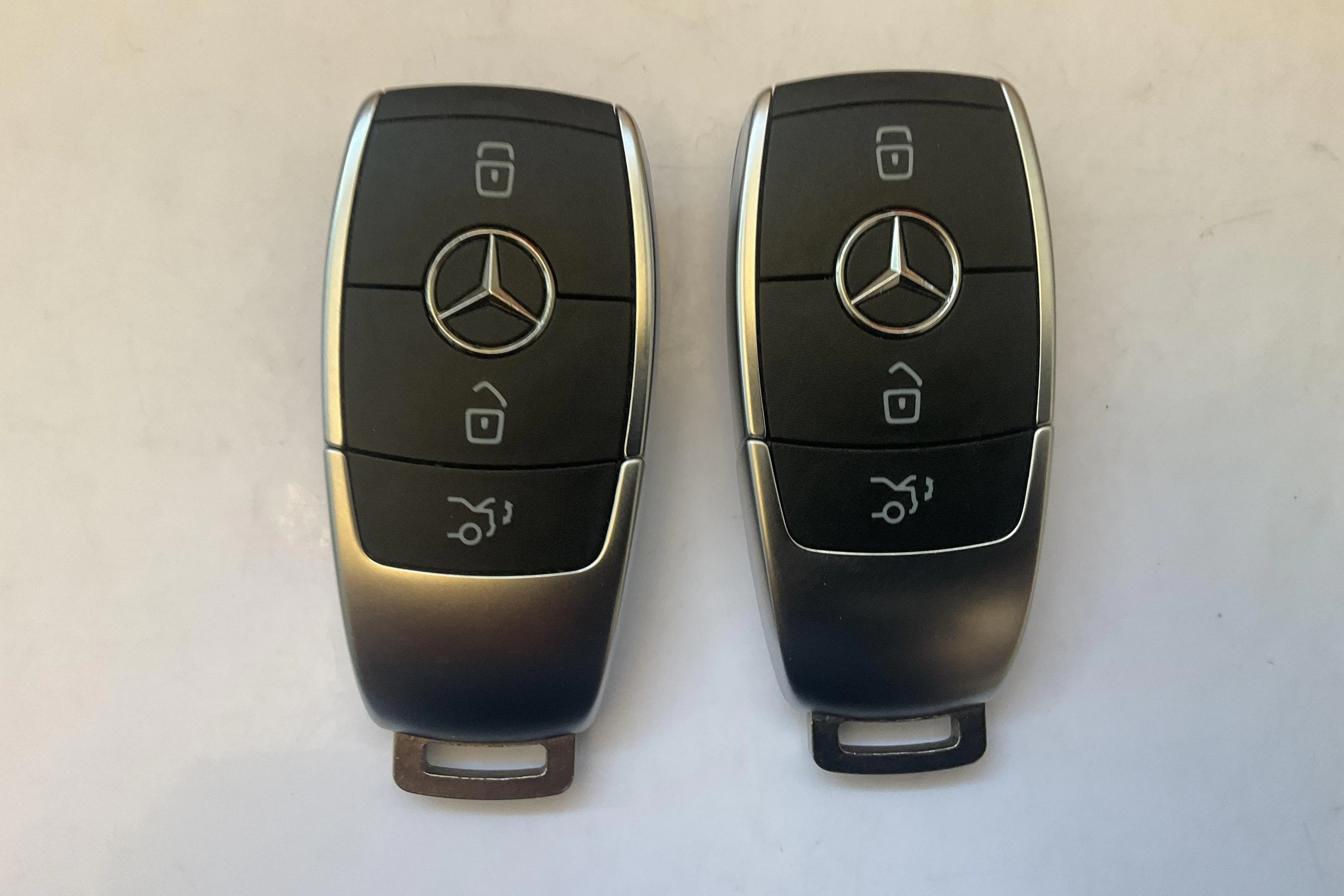 Presentation photo 15 of 15: Mercedes GLA 200 H247 (163hk) - 46 350 km - Automatic - white - 2024