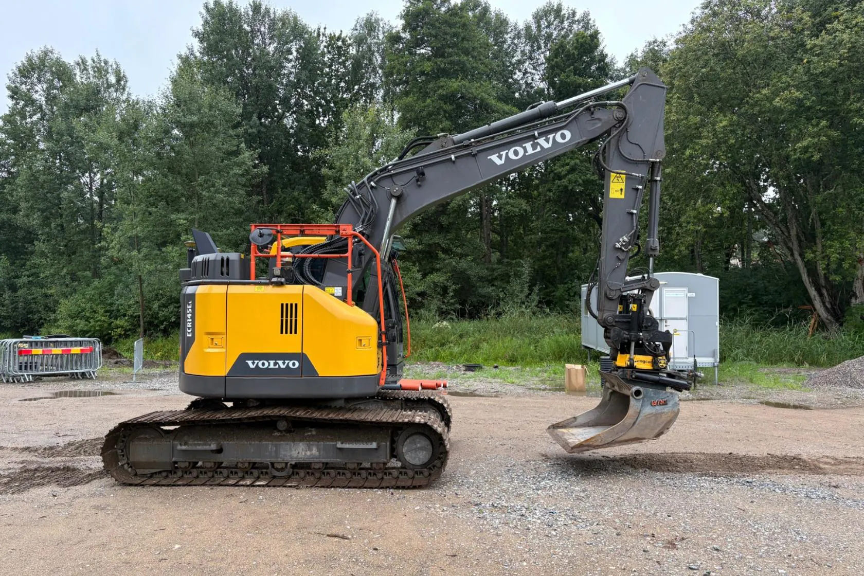 Presentation photo 2 of 61: VOLVO ECR145E, bandgrävare - 0 km - 2023