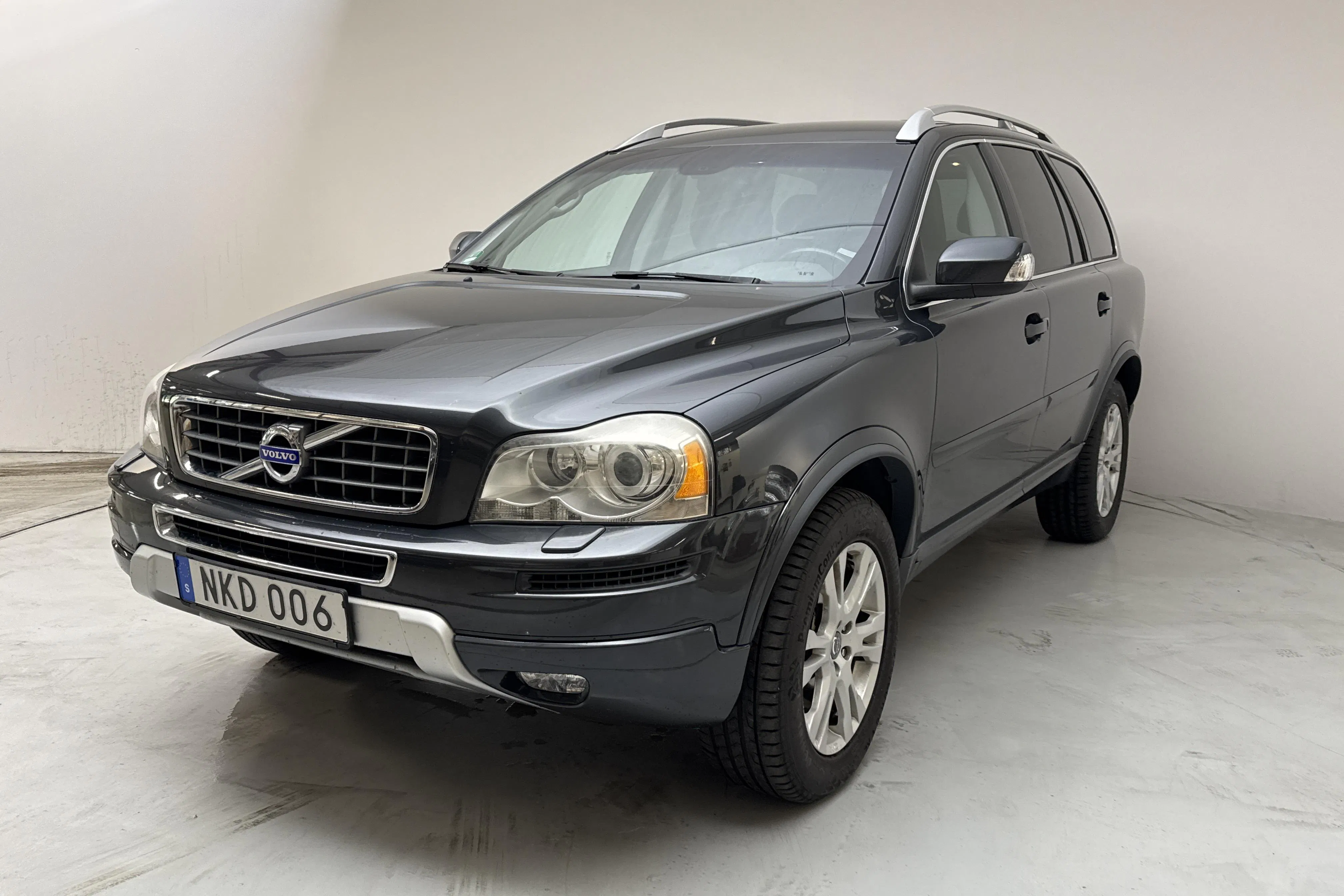 Presentationsfoto 1 av 17: Volvo XC90 D4 2WD (163hk) - 15 565 mil - Automat - grå - 2014