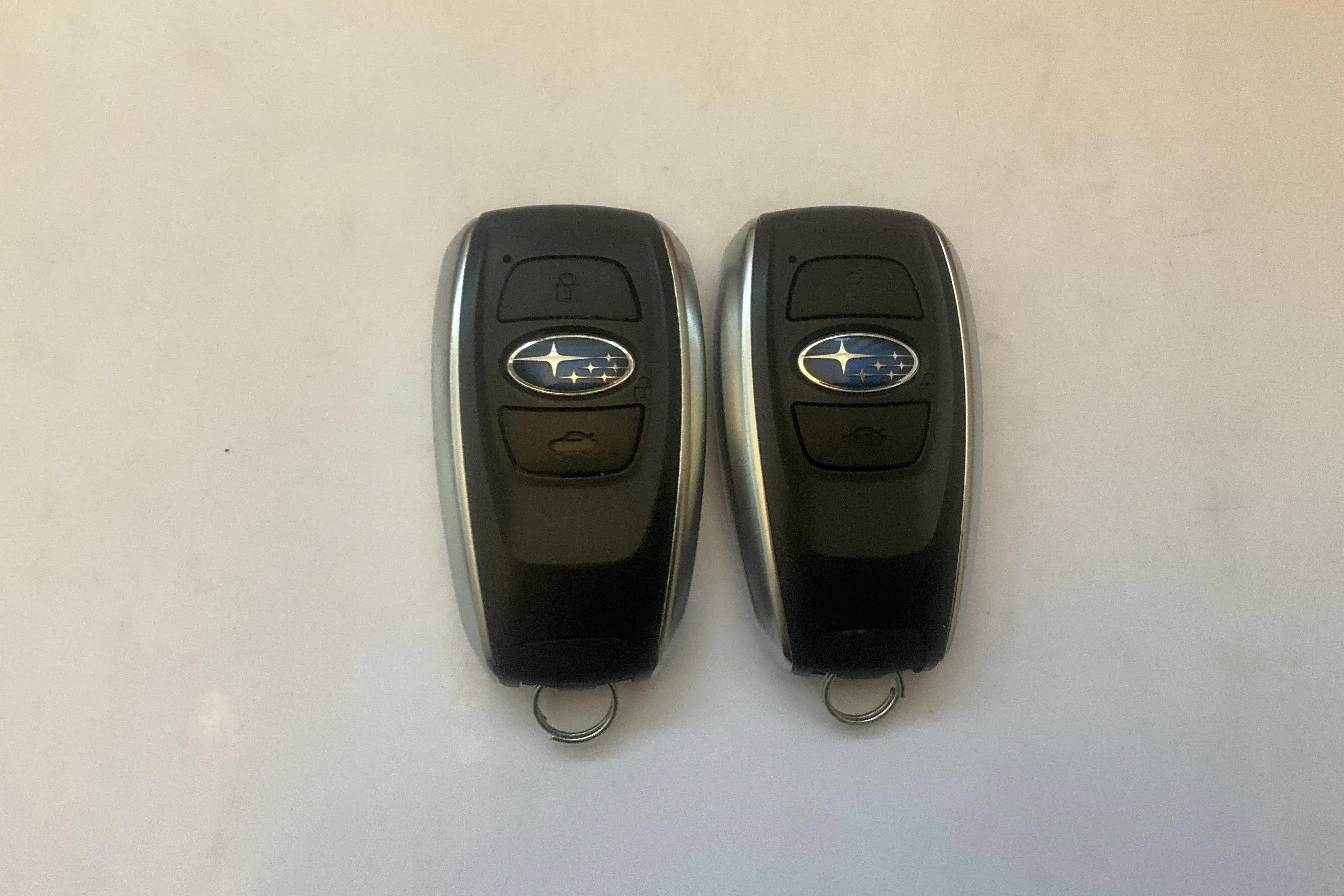 Presentationsfoto 15 av 15: Subaru Outback 2.5i XFuel 4WD (169hk) - 9 830 mil - Automat - Ljusröd - 2023