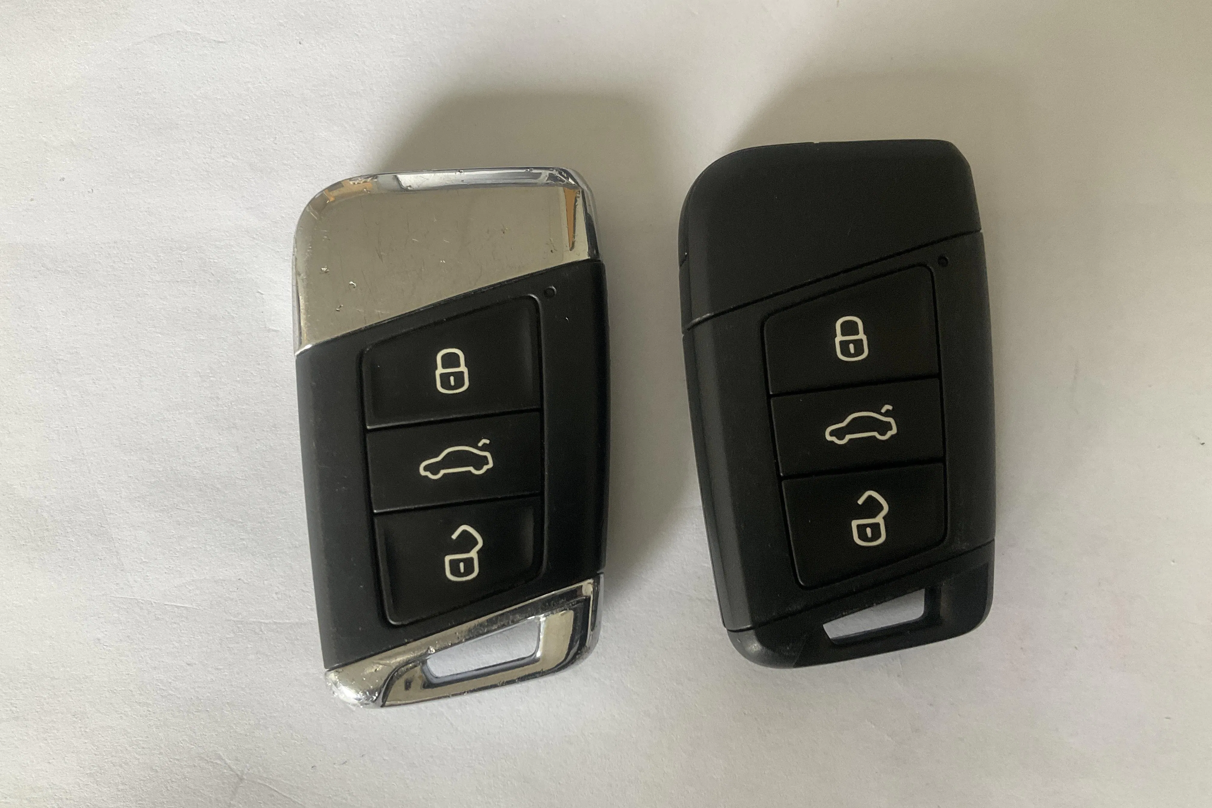 Presentationsfoto 14 av 14: VW Passat 2.0 TDI Sportscombi (150hk) - 15 271 mil - Automat - silver - 2017