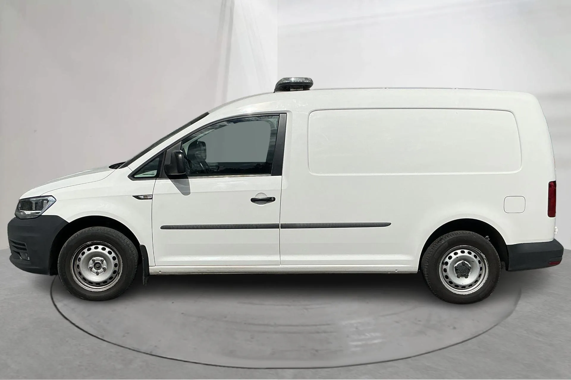 Presentationsfoto 2 av 13: VW Caddy 1.4 TGI Maxi Skåp (110hk) - 4 203 mil - Manuell - vit - 2020