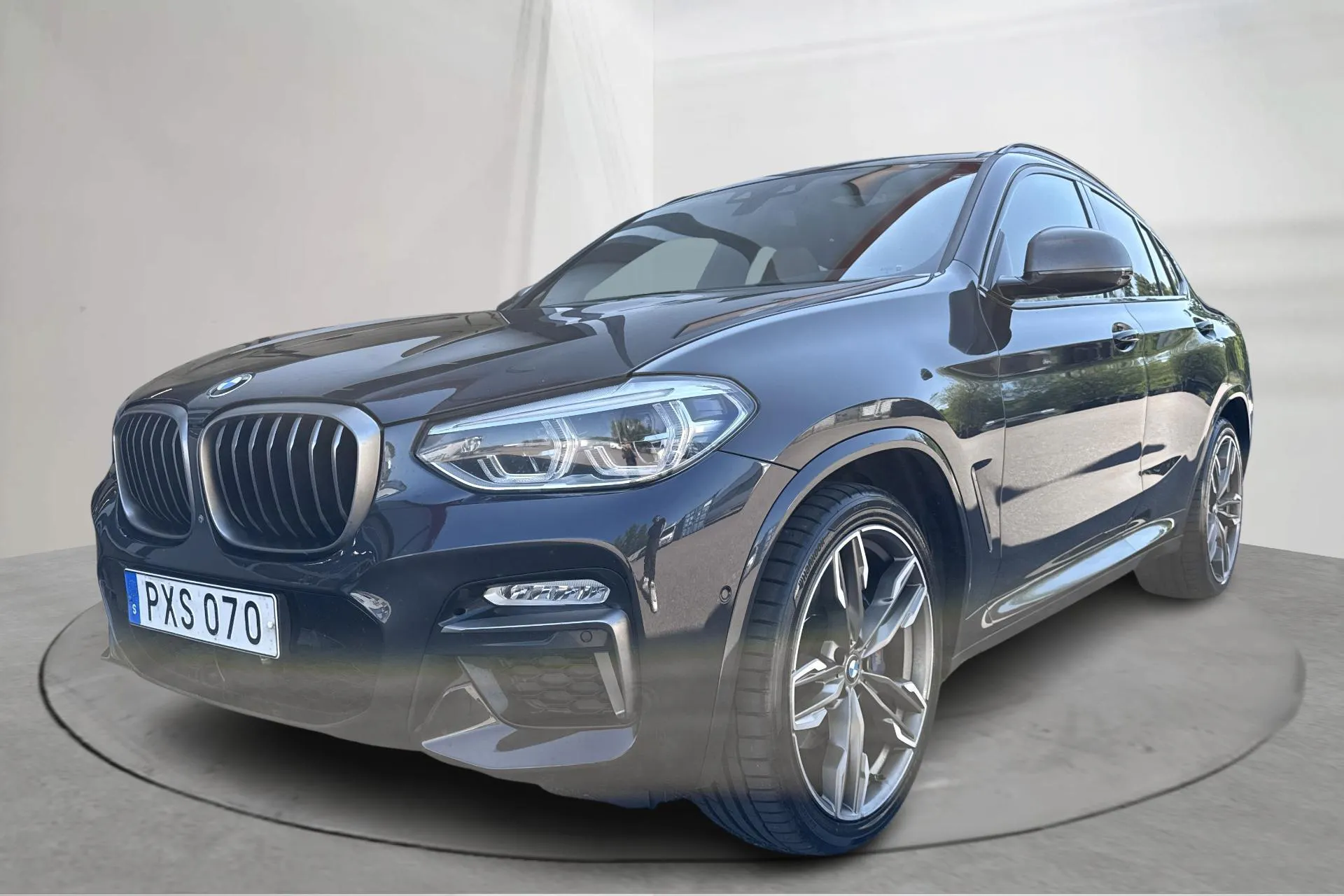 Presentation photo 1 of 20: BMW X4 M40i, G02 (354hk) - 128 950 km - Automatic - gray - 2019