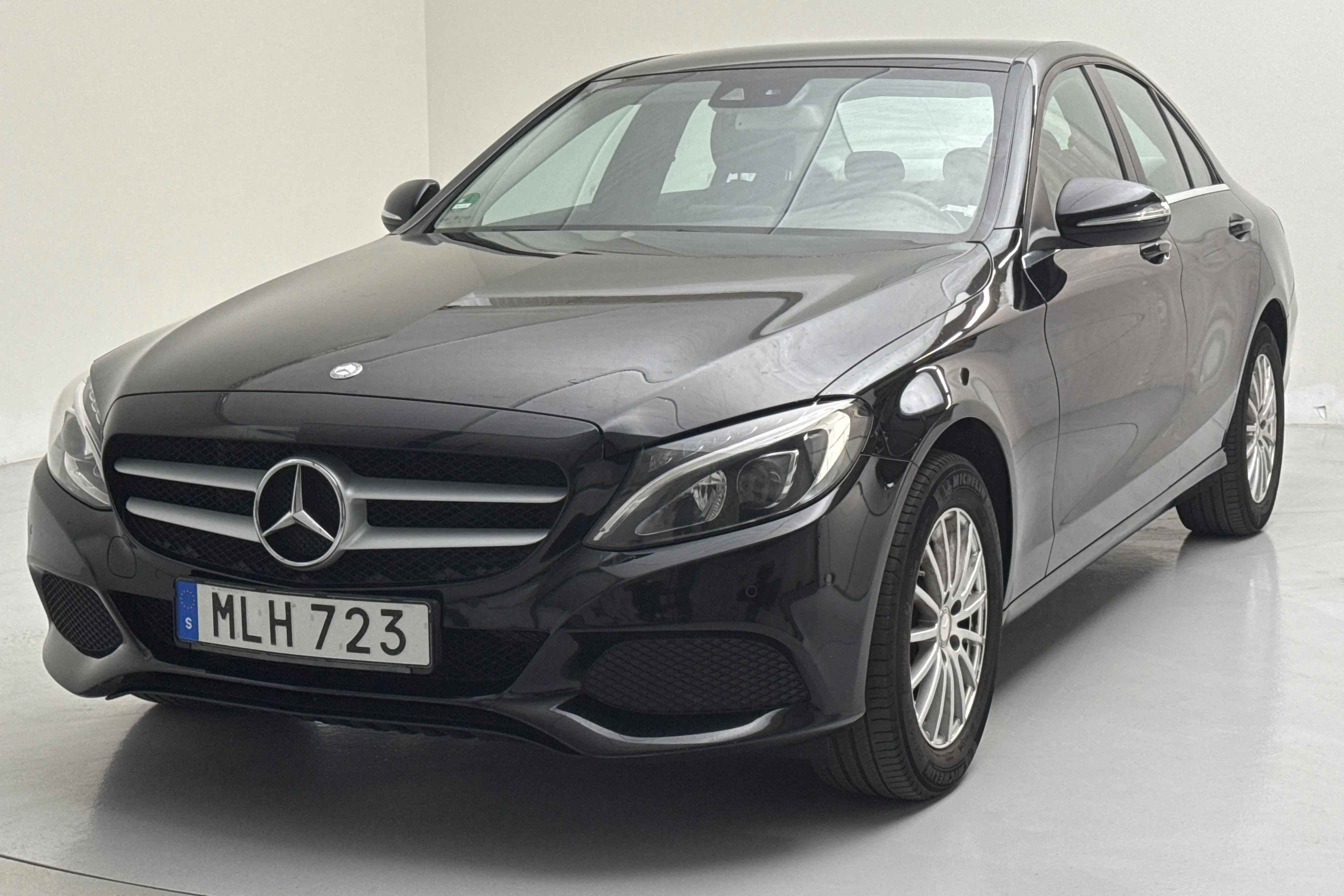 Presentation photo 1 of 13: Mercedes C 220 BlueTEC W205 (170hk) - 225 050 km - Manual - black - 2015