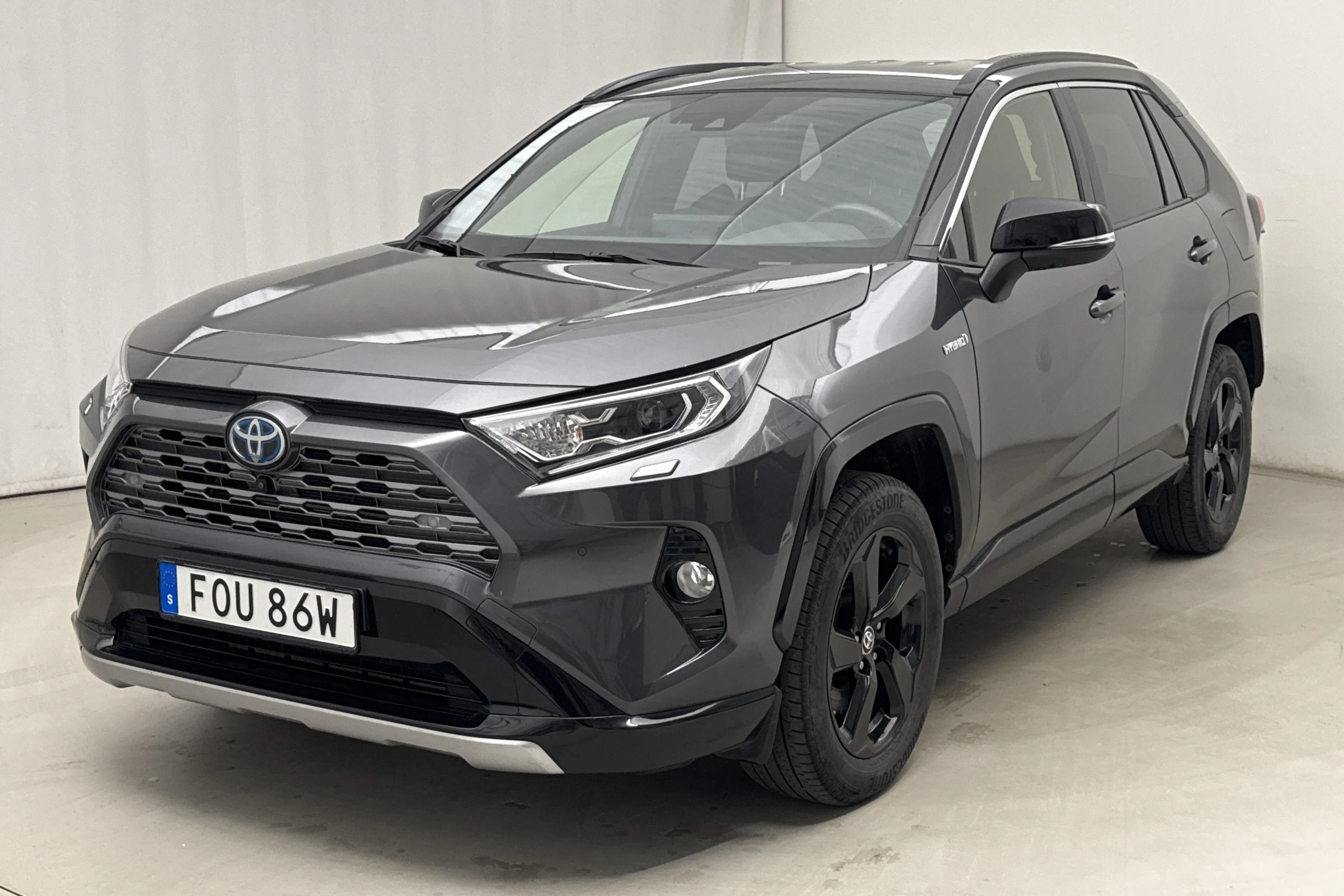Esitlusfoto 1 aadressil 15: Toyota RAV4 2.5 HSD AWD (222hk) - 65 180 km - Automaatne - hall - 2020