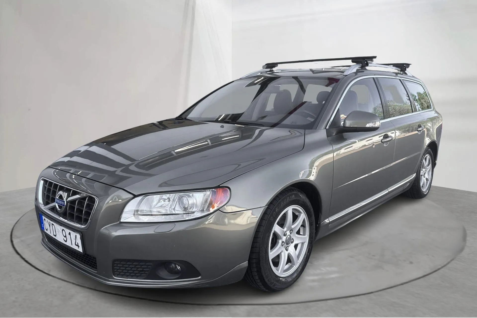 Presentationsfoto 1 av 12: Volvo V70 II 1.6D DRIVe (109hk) - 19 466 mil - Manuell - grön - 2010