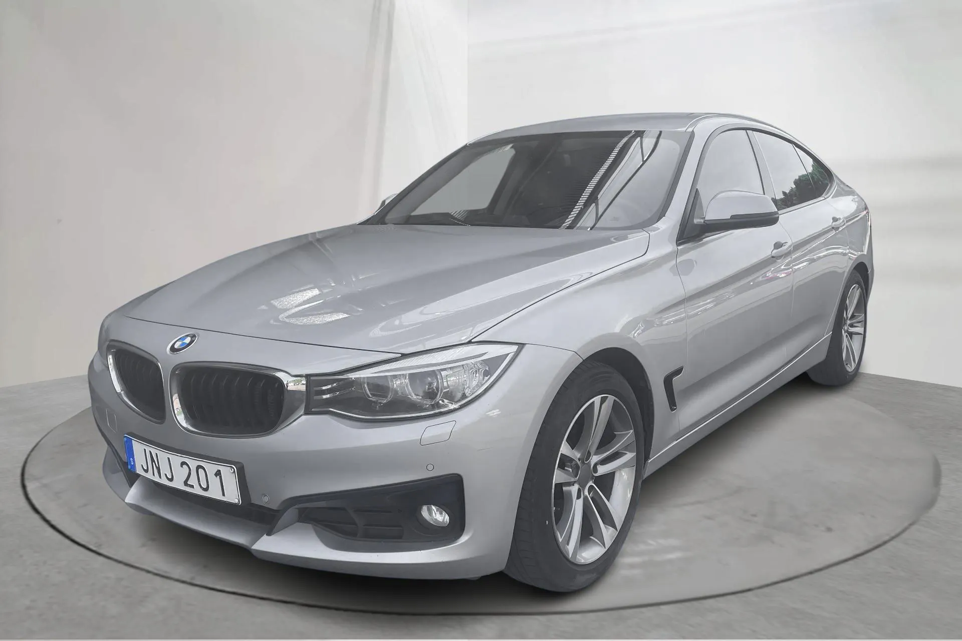 Esittelykuva 1 osoitteesta 13: BMW 320d GT, F34 (184hk) - 230 970 km - Automaattinen - hopea - 2014