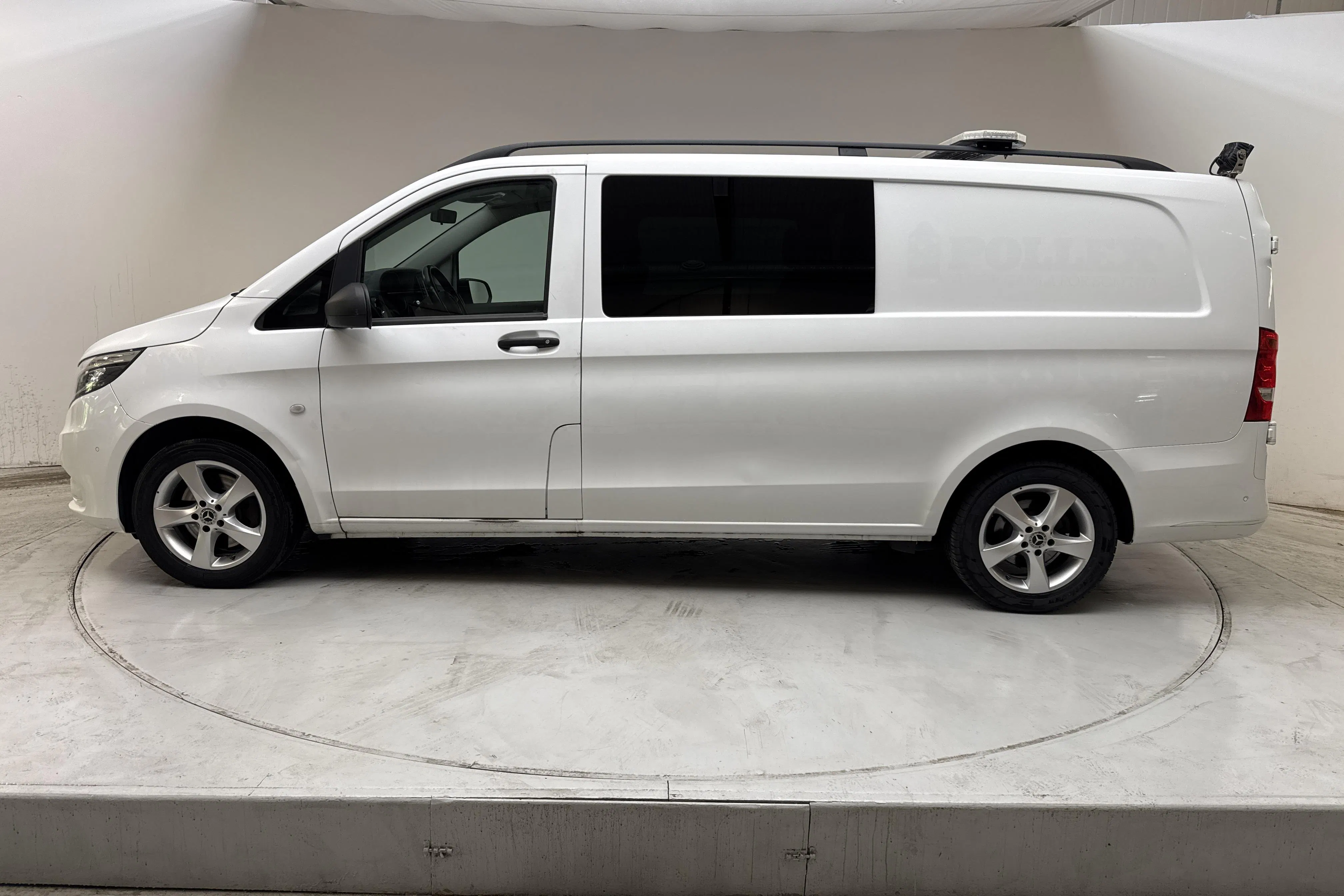 Presentation photo 2 of 15: Mercedes Vito 119 CDI 4MATIC W447 (190hk) - 240 870 km - Automatic - white - 2021