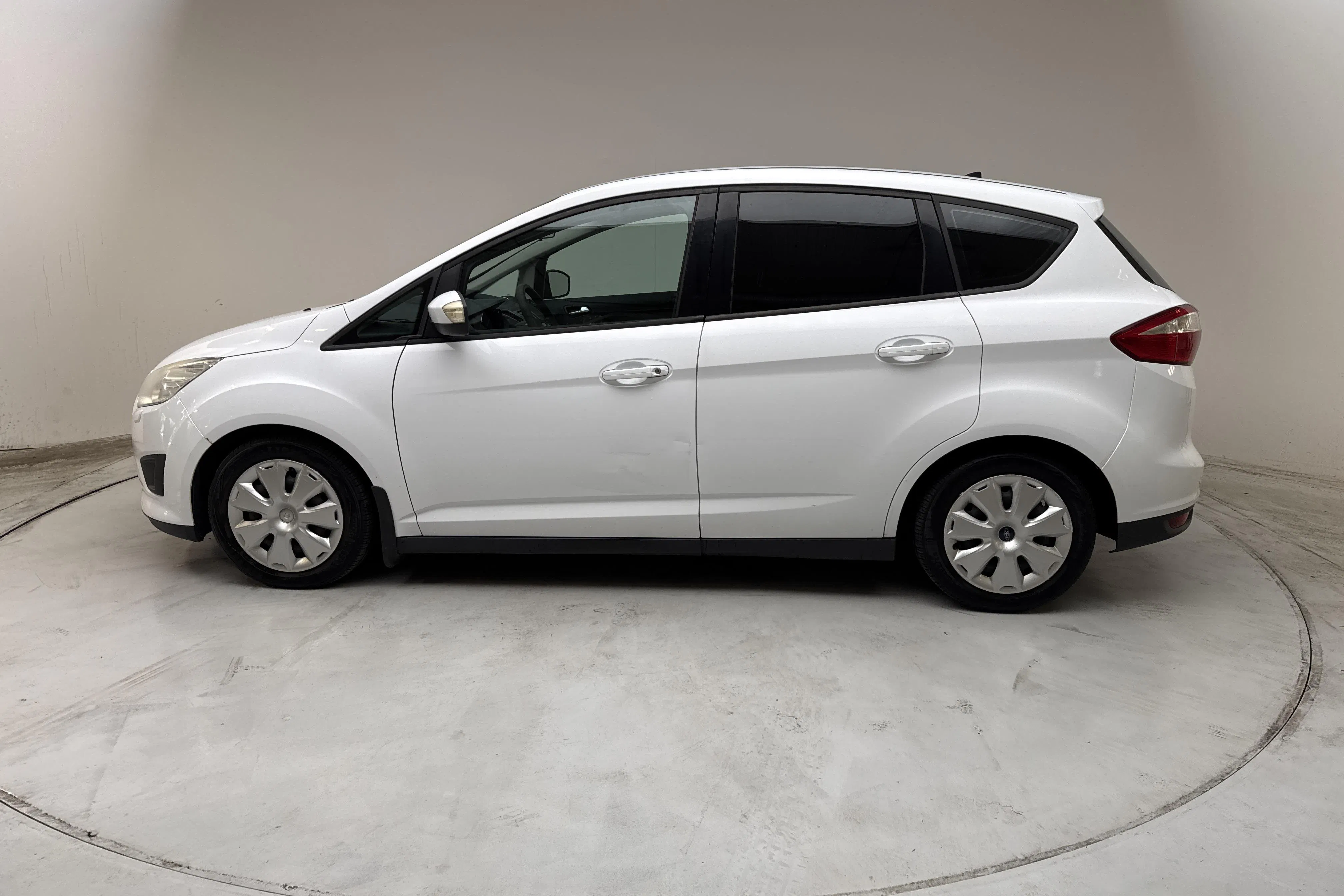 Presentation photo 2 of 12: Ford C-MAX 1.6 TDCi (95hk) - 178 910 km - Manual - white - 2011