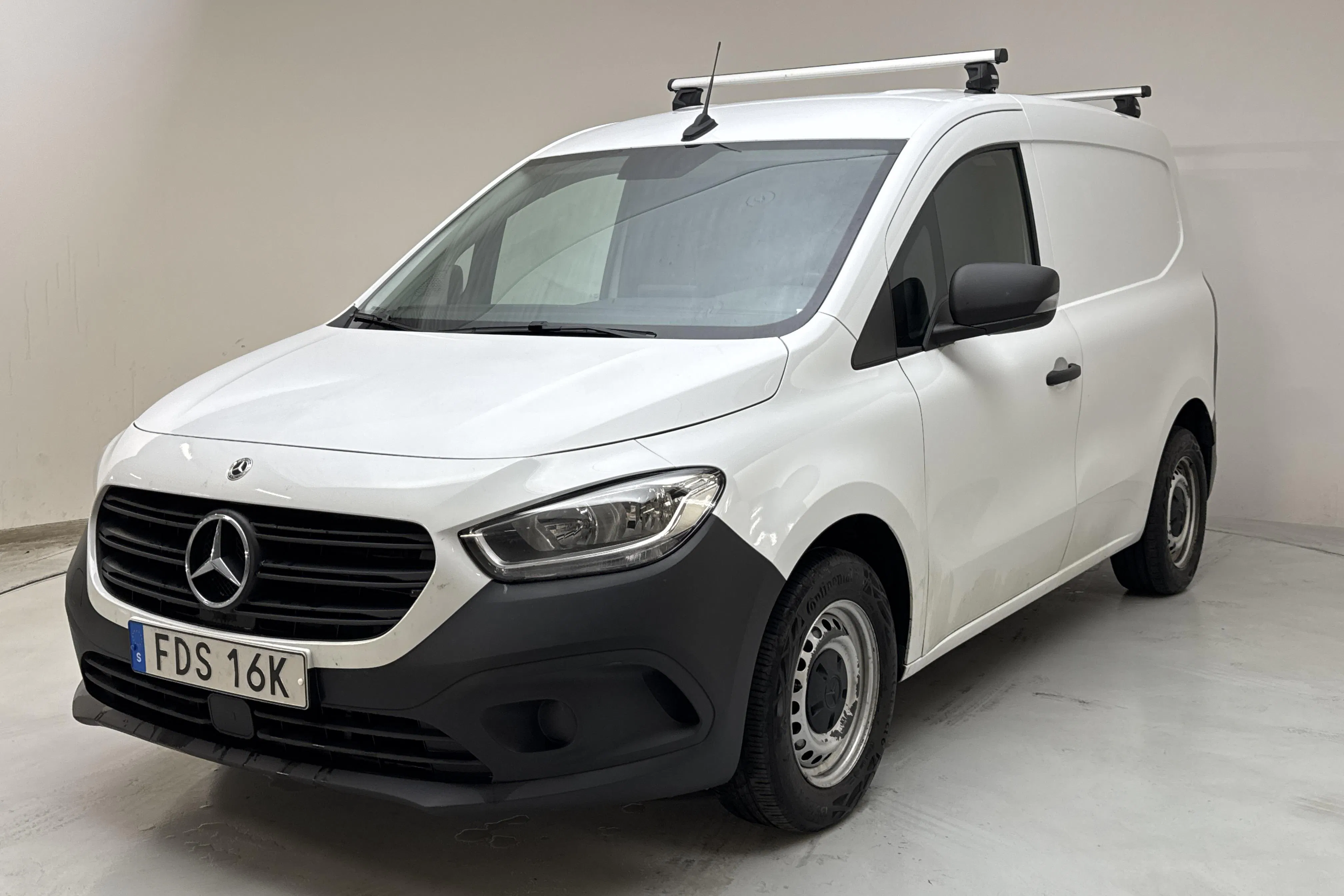 Presentation photo 1 of 12: Mercedes Citan 110 1.5 CDI (95hk) - 78 390 km - Manual - white - 2023