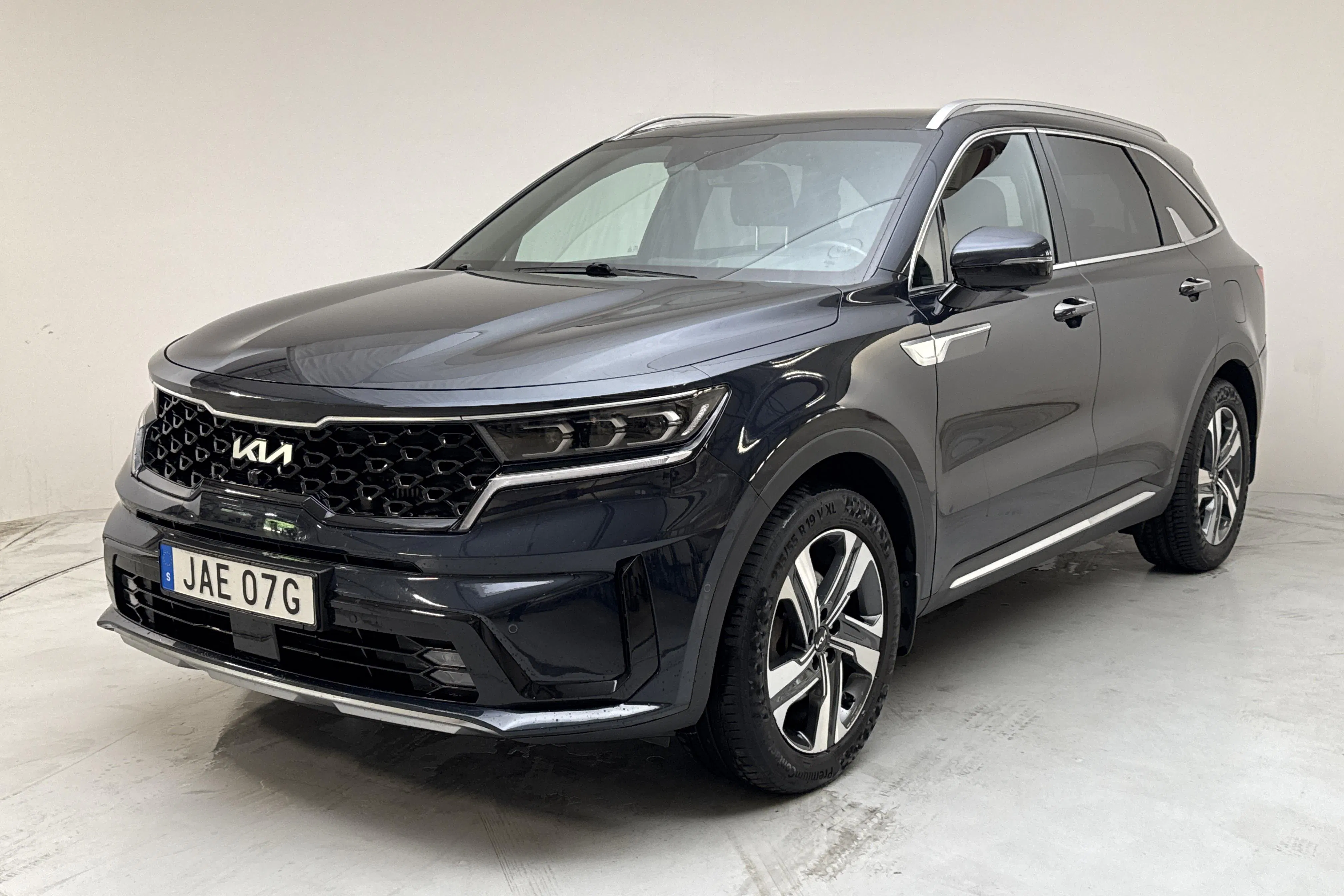 Presentation photo 1 of 18: KIA Sorento 1.6 T-GDi Plug-in Hybrid AWD (265hk) - 109 490 km - Automatic - blue - 2023