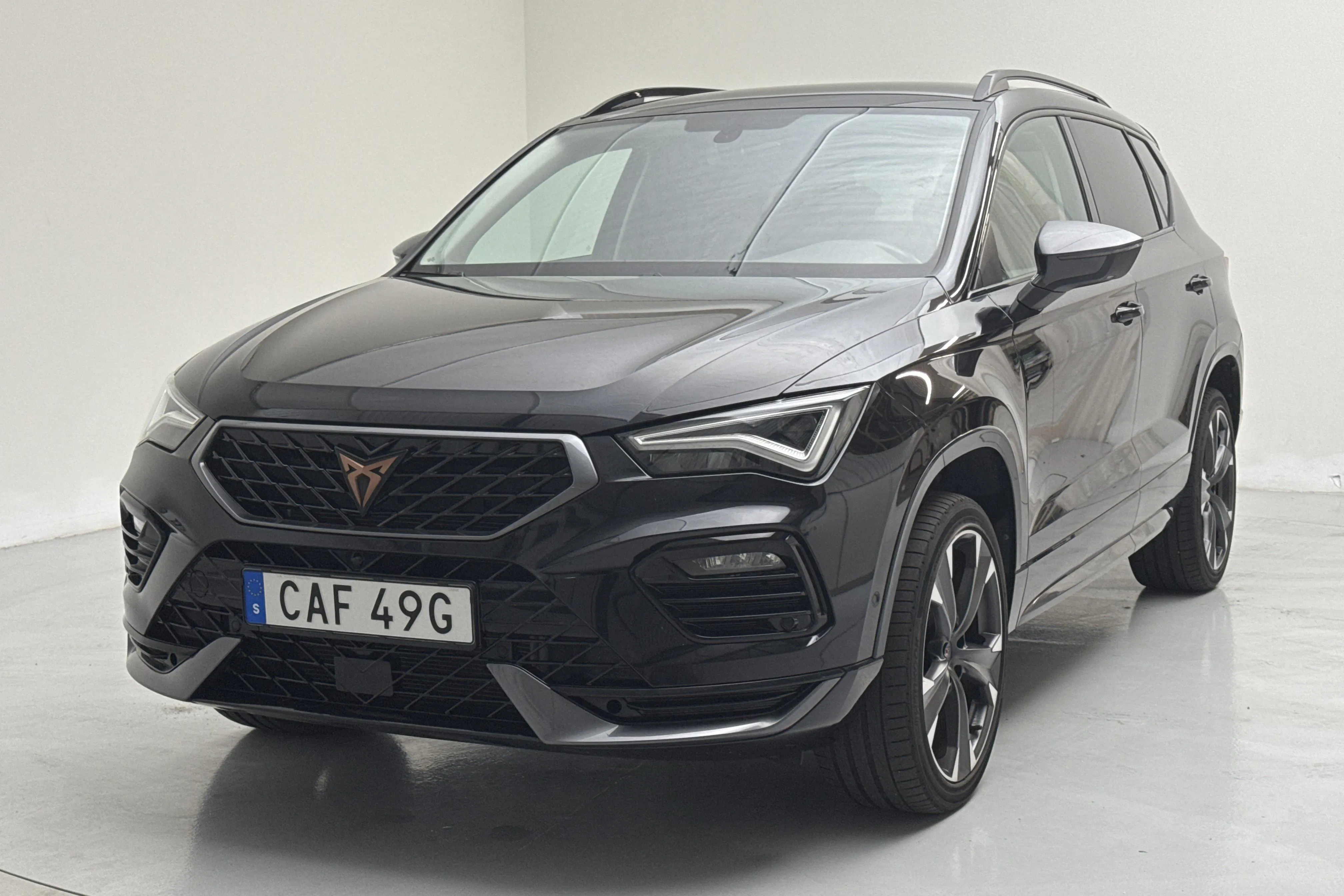 Presentation photo 1 of 13: Cupra Ateca 1.5 TSI (150hk) - 46 180 km - Automatic - black - 2024