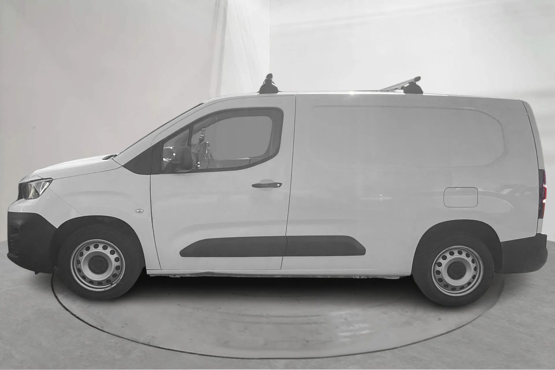 Presentation photo 2 of 19: Peugeot Partner 1.5 HDI Skåp (100hk) - 10 947 Scandinavian mile - Manual - white - 2019