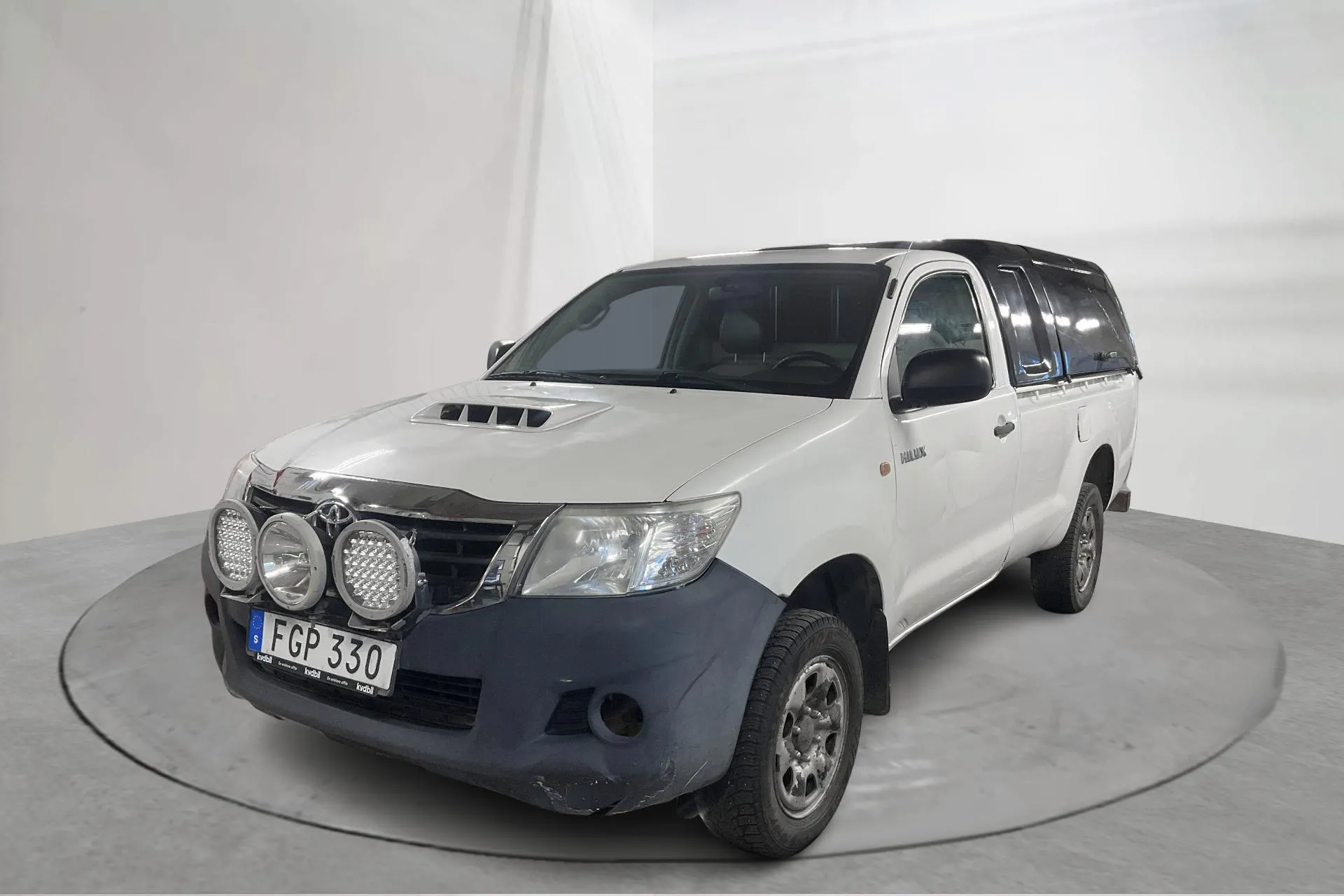 Presentation photo 1 of 12: Toyota Hilux 2.5 D-4D 4WD (144hk) - 296 100 km - Manual - white - 2013