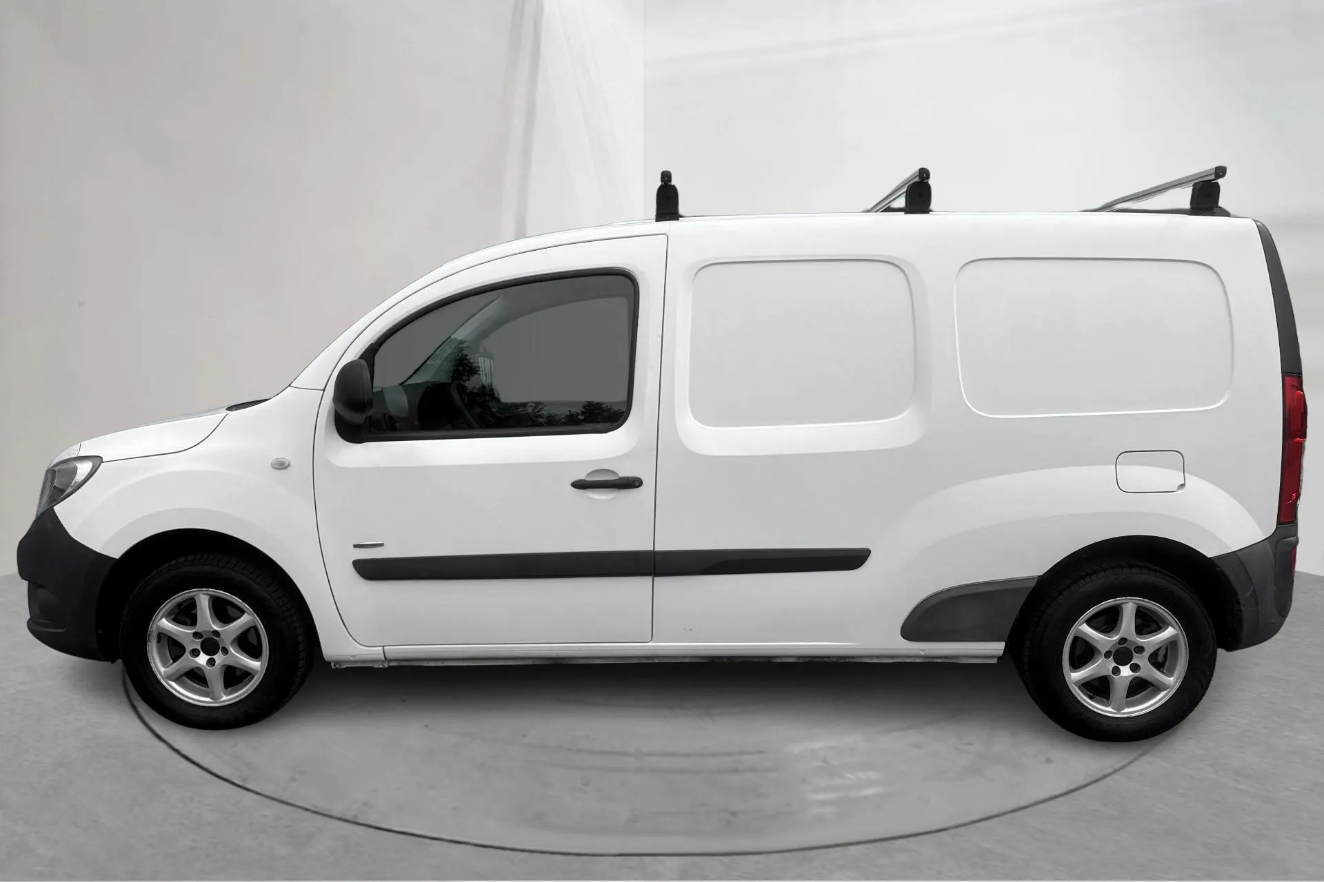 Presentation photo 2 of 14: Mercedes Citan 109 1.5 CDI (90hk) - 98 650 km - Manual - white - 2017