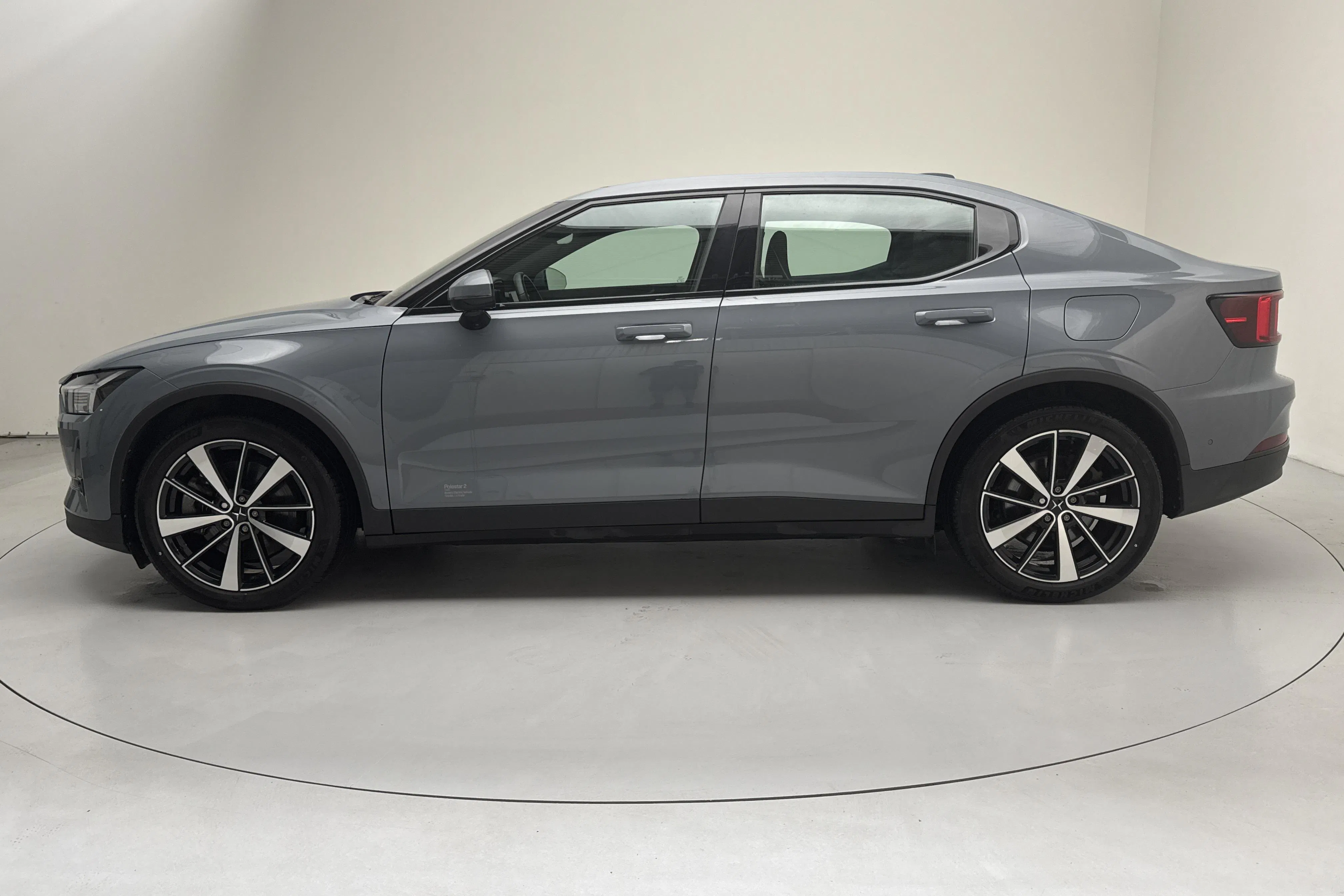 Presentationsfoto 2 av 20: Polestar 2 Long range Single motor (231hk) - 11 848 mil - Automat - grå - 2022