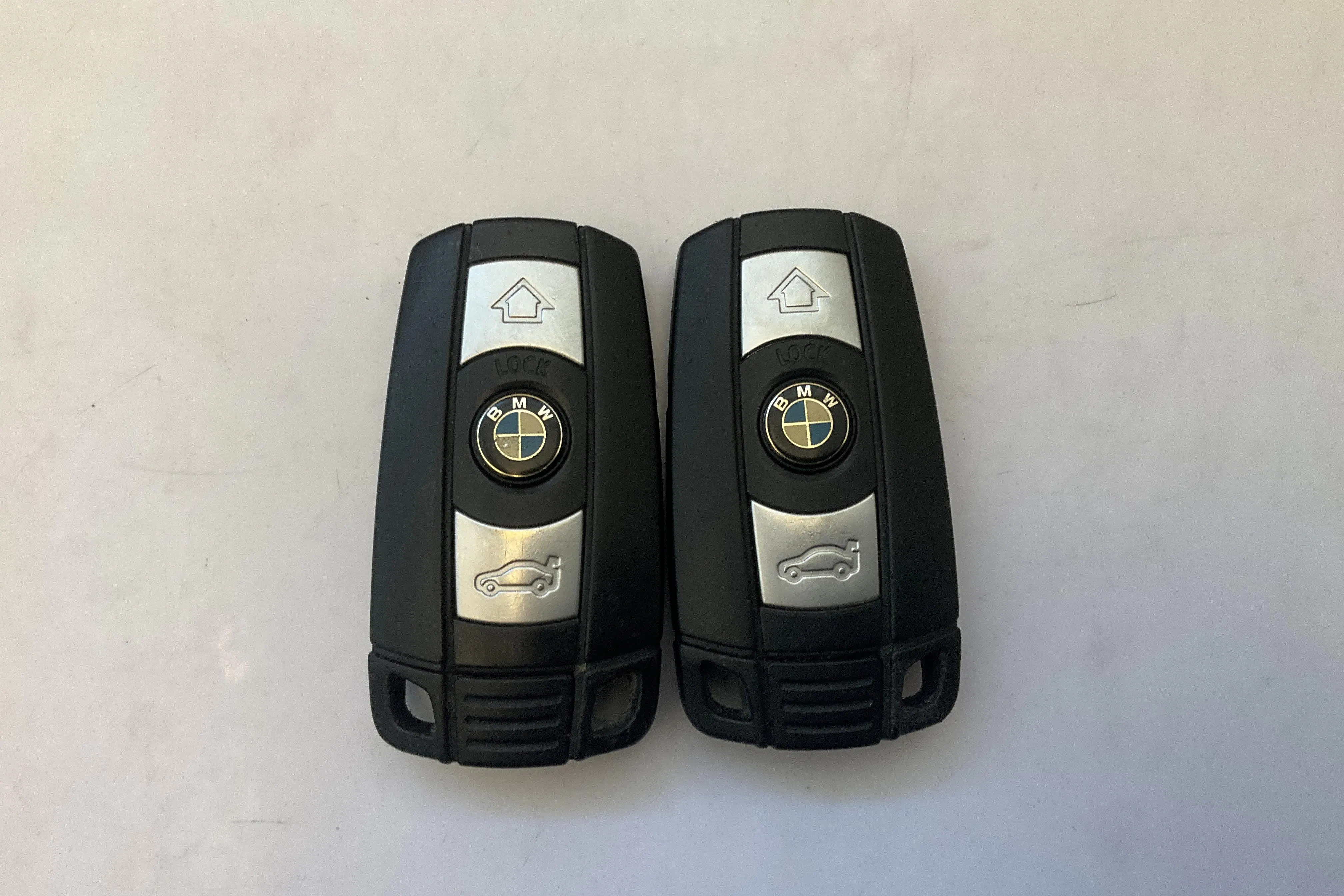 Presentationsfoto 13 av 13: BMW X1 sDrive18i, E84  (150hk) - 14 353 mil - Automat - röd - 2011