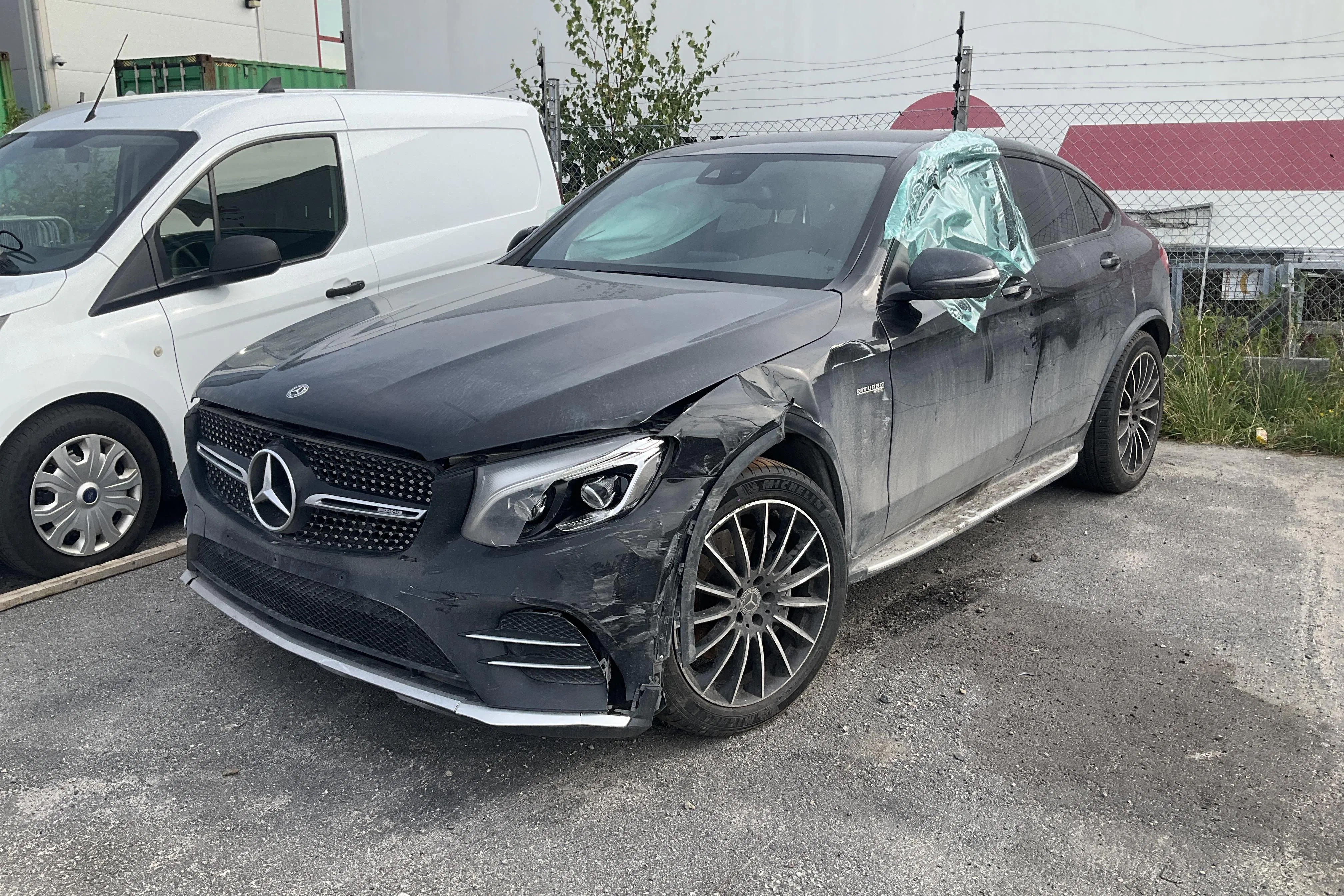 Presentationsfoto 1 av 10: Mercedes GLC 43 AMG 4MATIC Coupé C253 (367hk) - 0 mil - Automat - svart - 2019