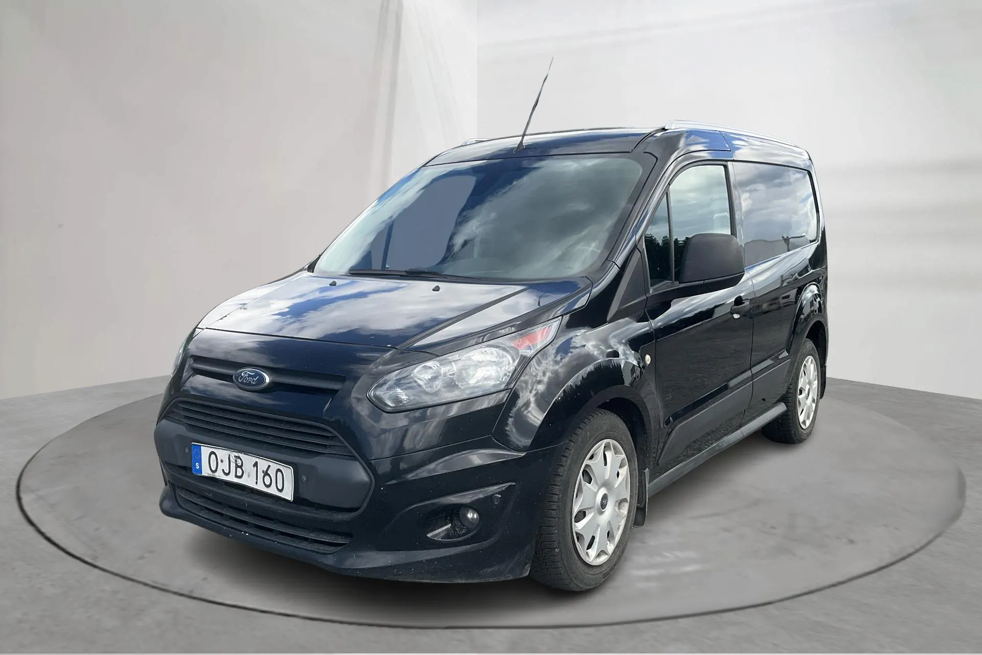 Presentation photo 1 of 13: Ford Transit Connect 1.5 TDCi (100hk) - 199 040 km - Automatic - black - 2016