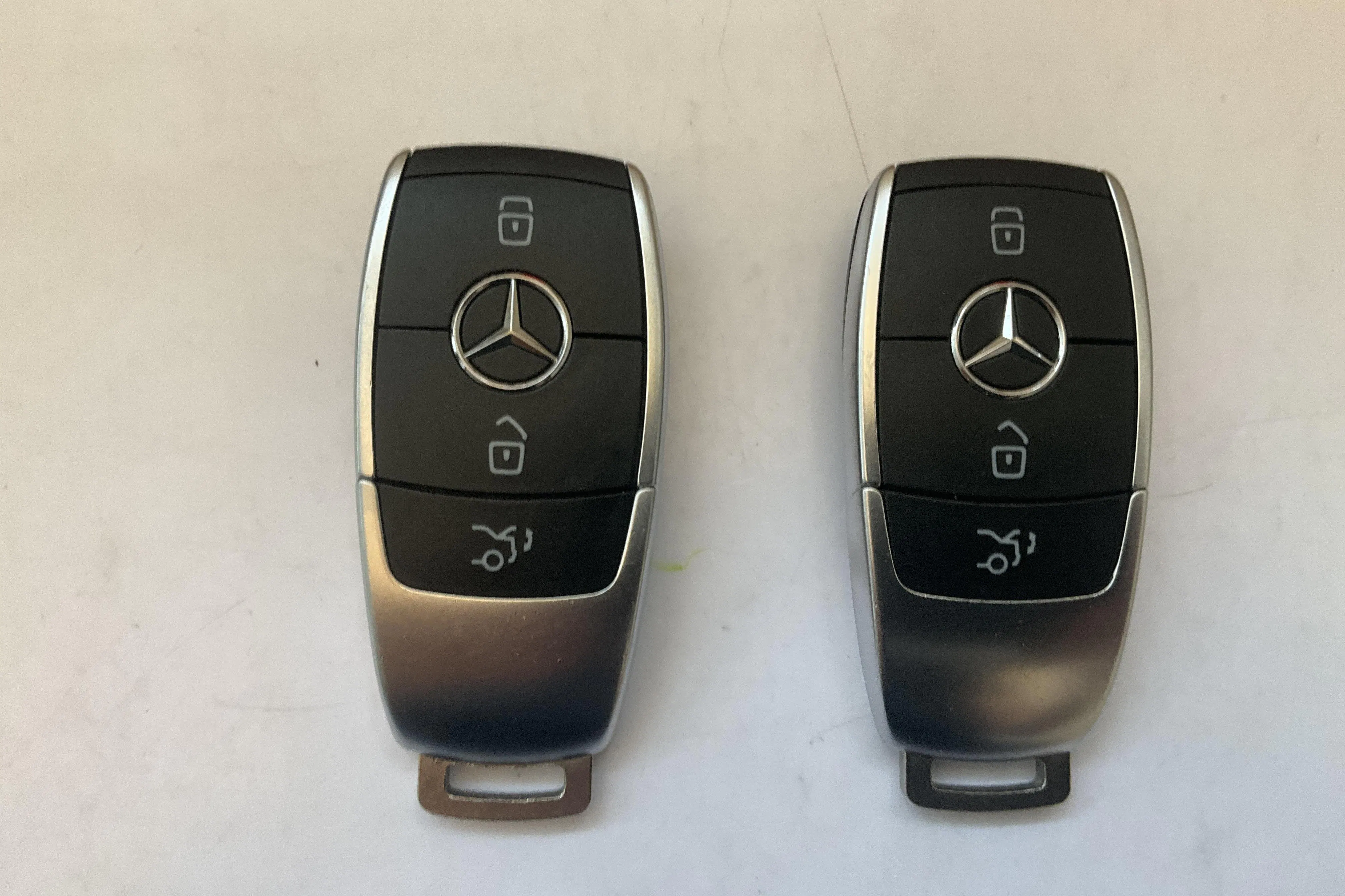 Presentation photo 14 of 14: Mercedes CLA 180 Shooting Brake X118 (136hk) - 74 460 km - Automatic - dark grey - 2020
