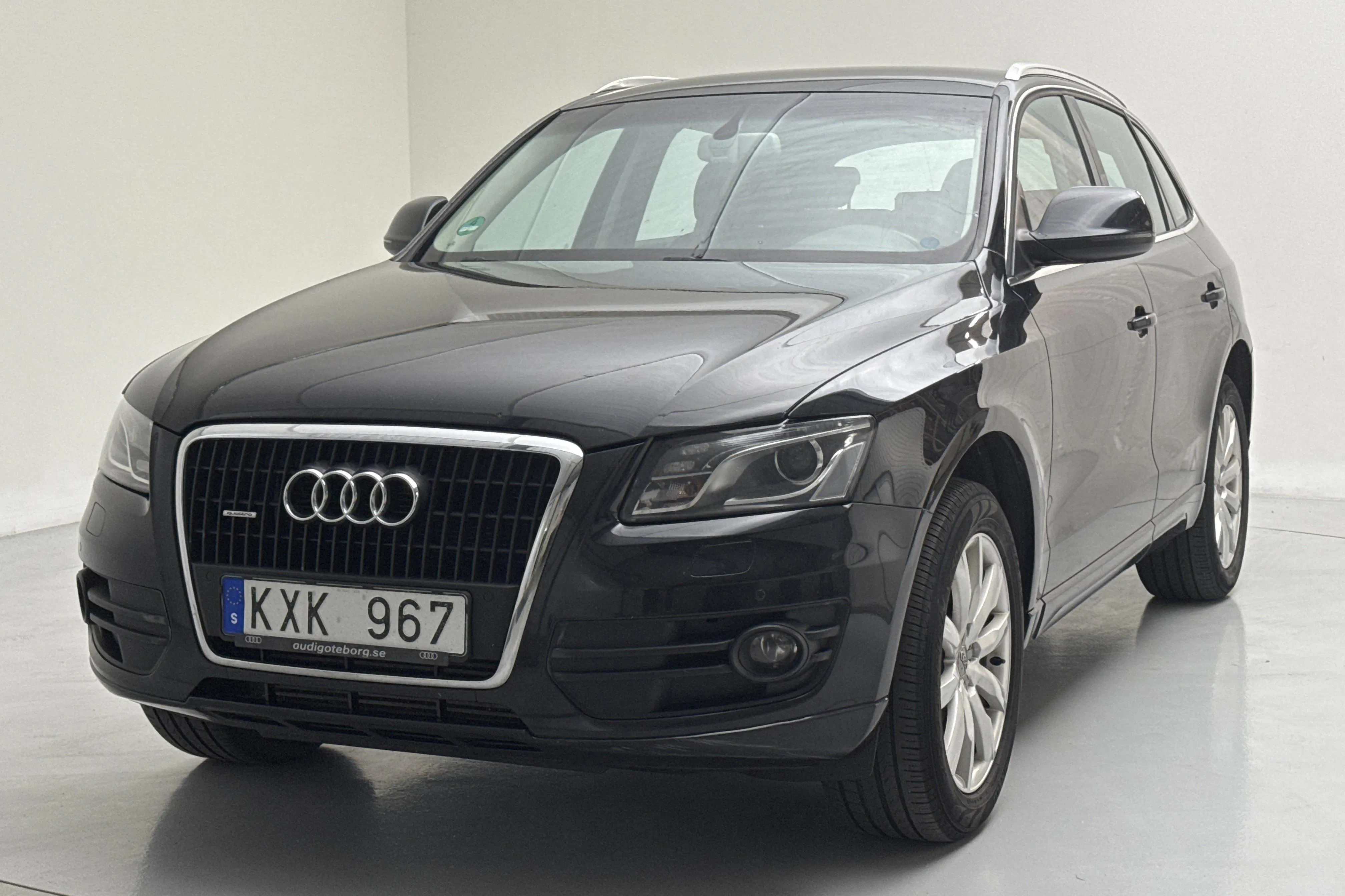 Presentation photo 1 of 13: Audi Q5 3.0 TDI quattro (240hk) - 254 930 km - Automatic - black - 2011