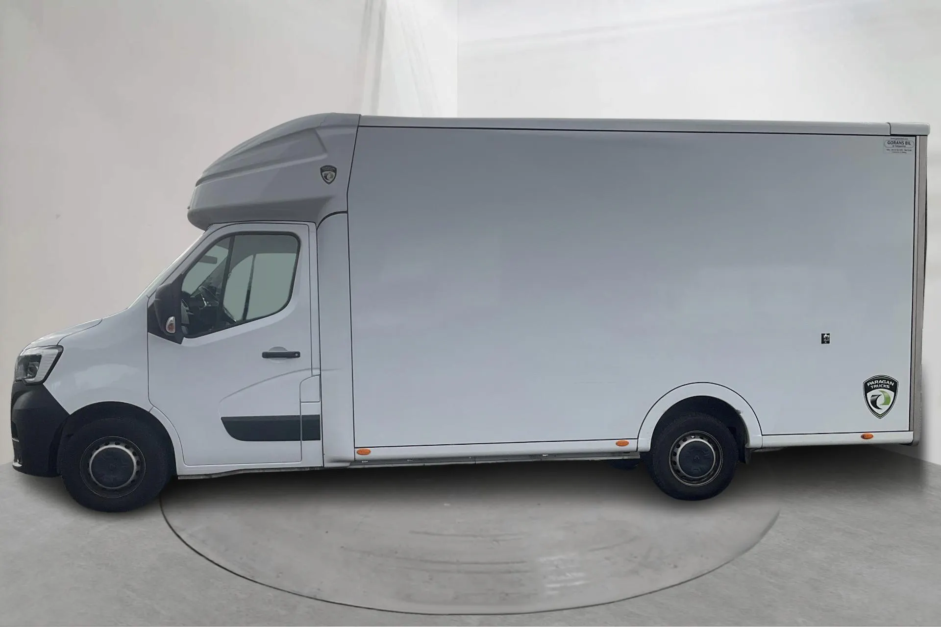 Presentationsfoto 2 av 13: Renault Master 2.3 dCi Volymskåp RWD (165hk) - 7 111 mil - Manuell - vit - 2025