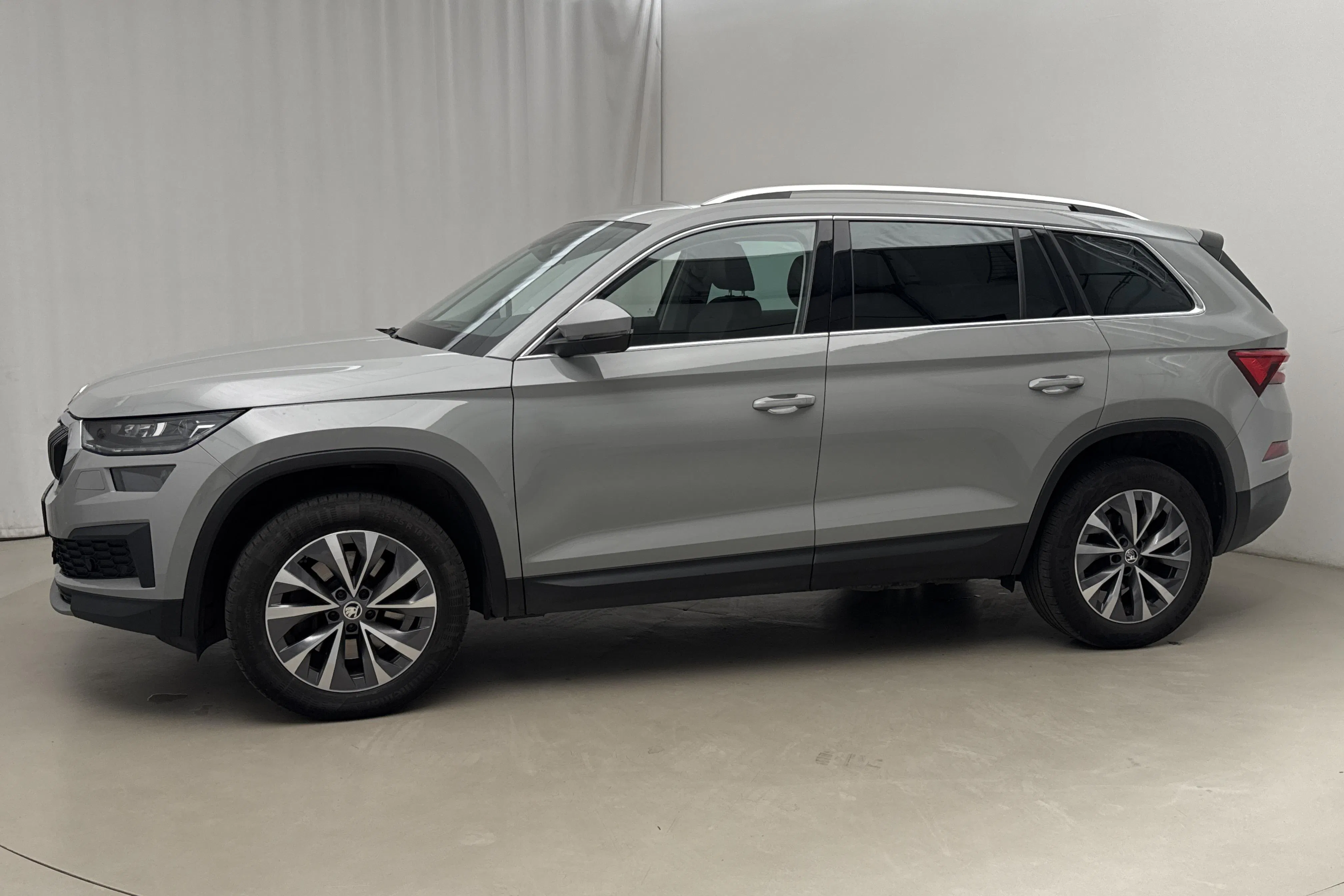 Presentation photo 2 of 17: Skoda Kodiaq 2.0 TDI 4X4 (200hk) - 111 260 km - Automatic - gray - 2022