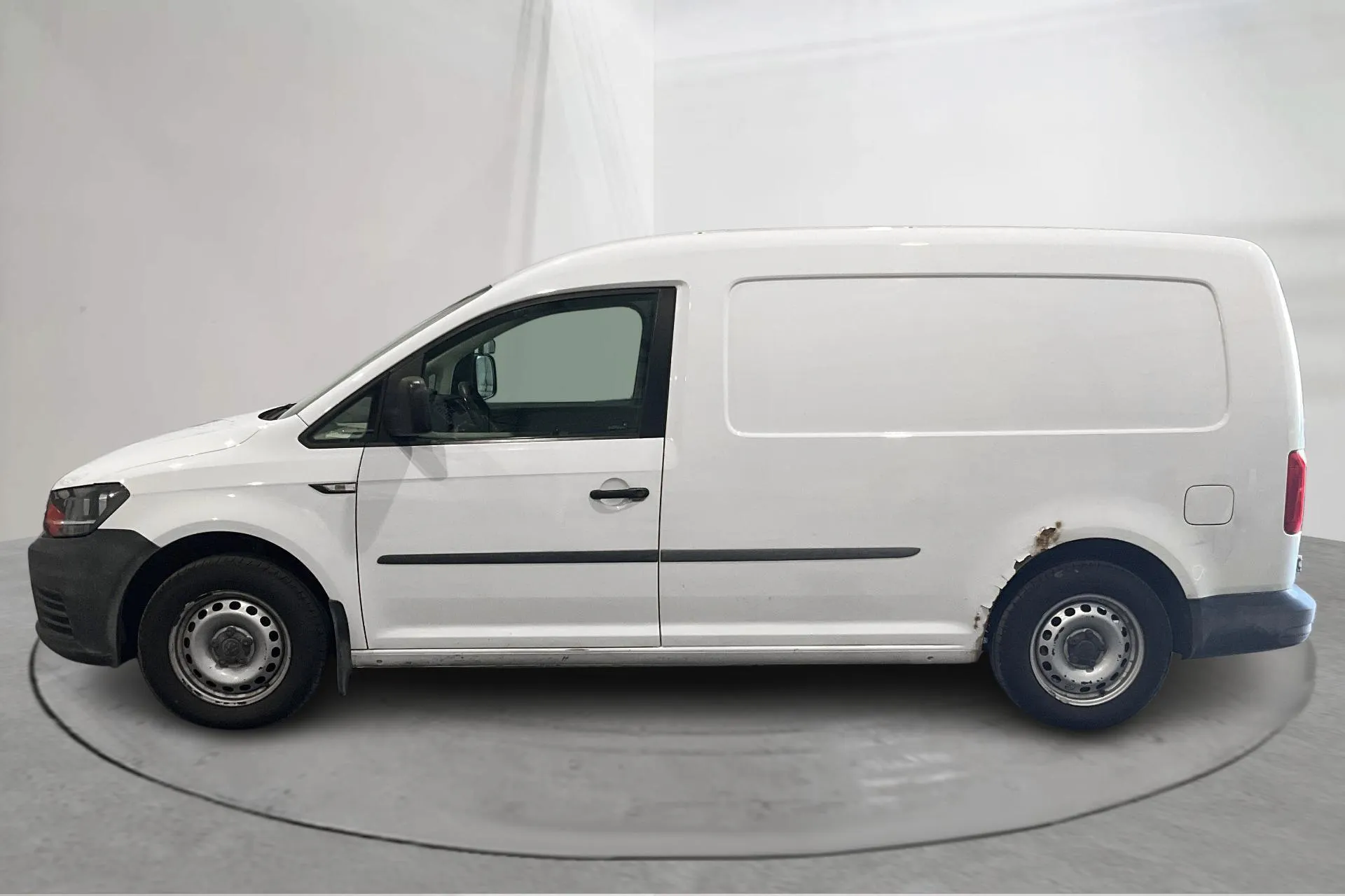 Presentationsfoto 2 av 12: VW Caddy 1.6 TDI Maxi Skåp (102hk) - 35 783 mil - Automat - vit - 2016