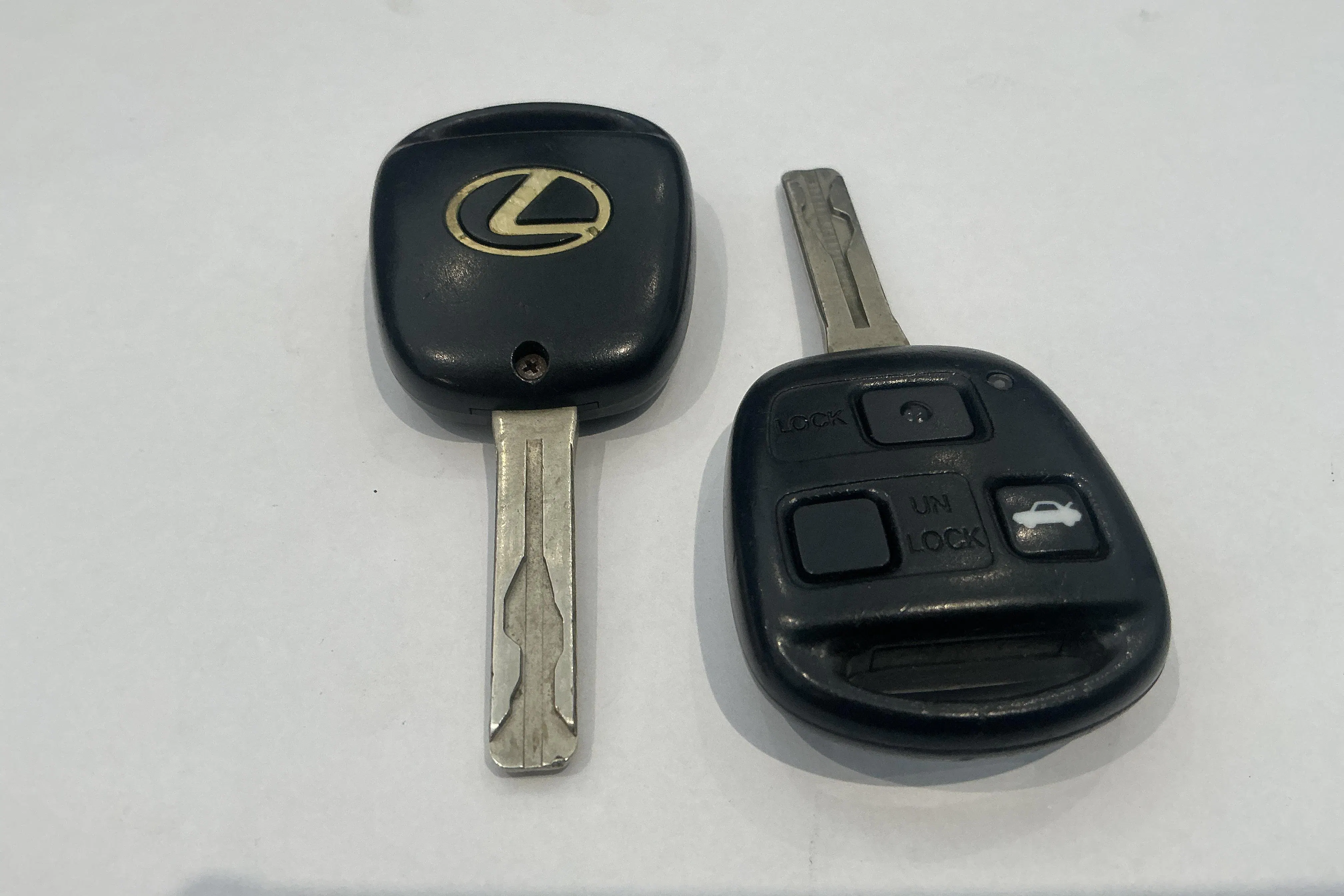 Presentationsfoto 19 av 19: LEXUS SC 430 SC 430 Cabriolet (286hk) - 20 043 mil - Automat - grå - 2006