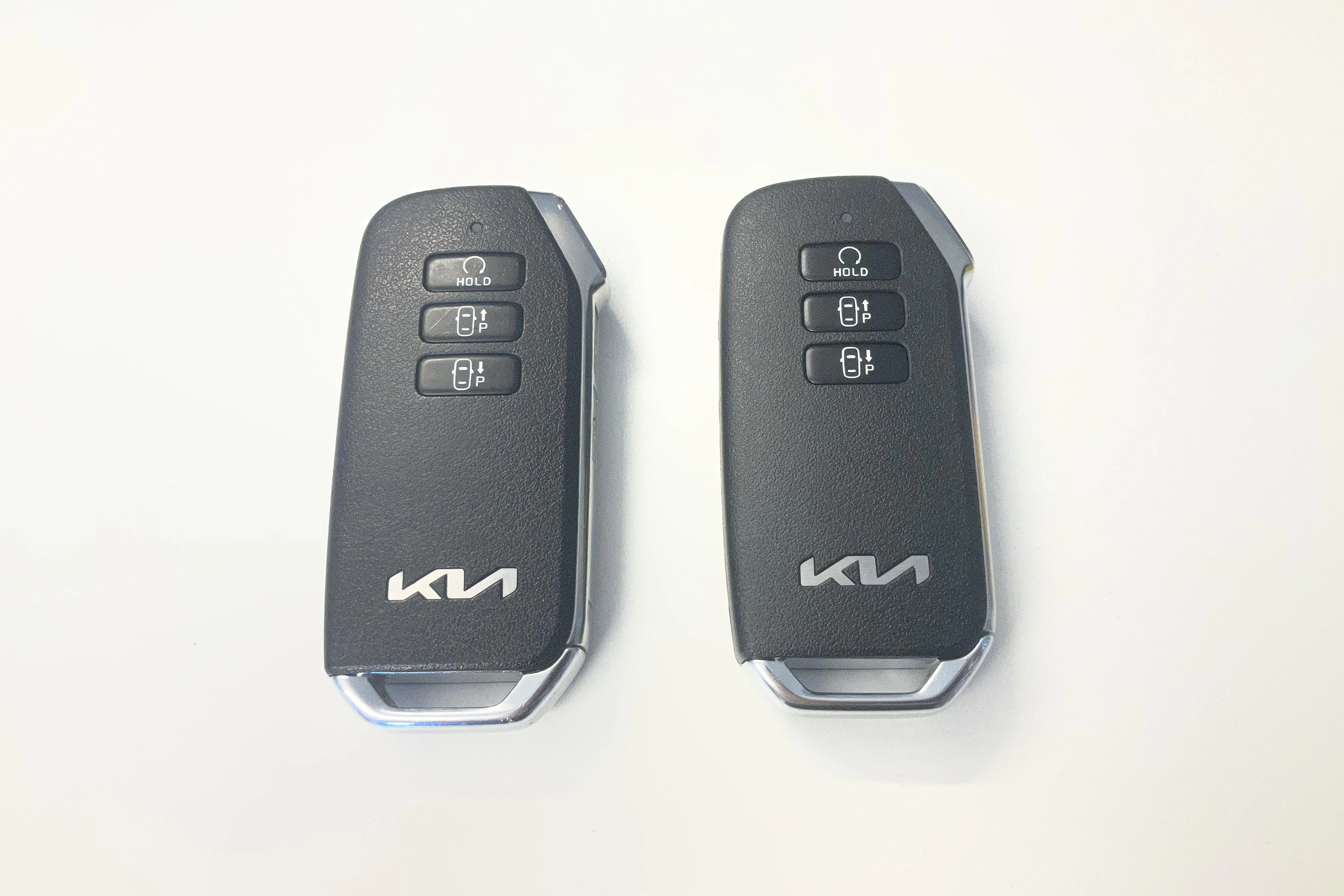 Presentationsfoto 23 av 23: KIA Sportage PHEV AWD (265hk) - 5 401 mil - Automat - vit - 2025