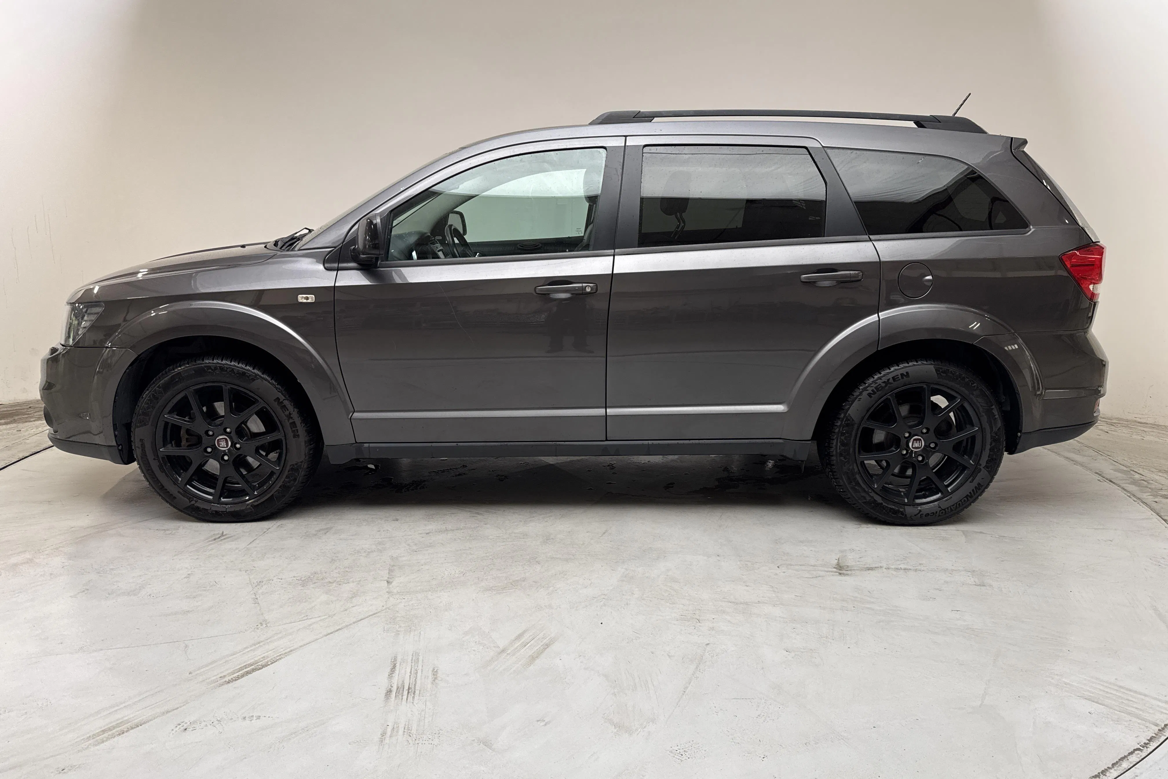 Presentation photo 2 of 18: Fiat Freemont 2.0 Multijet AWD (170hk) - 158 530 km - Automatic - gray - 2014