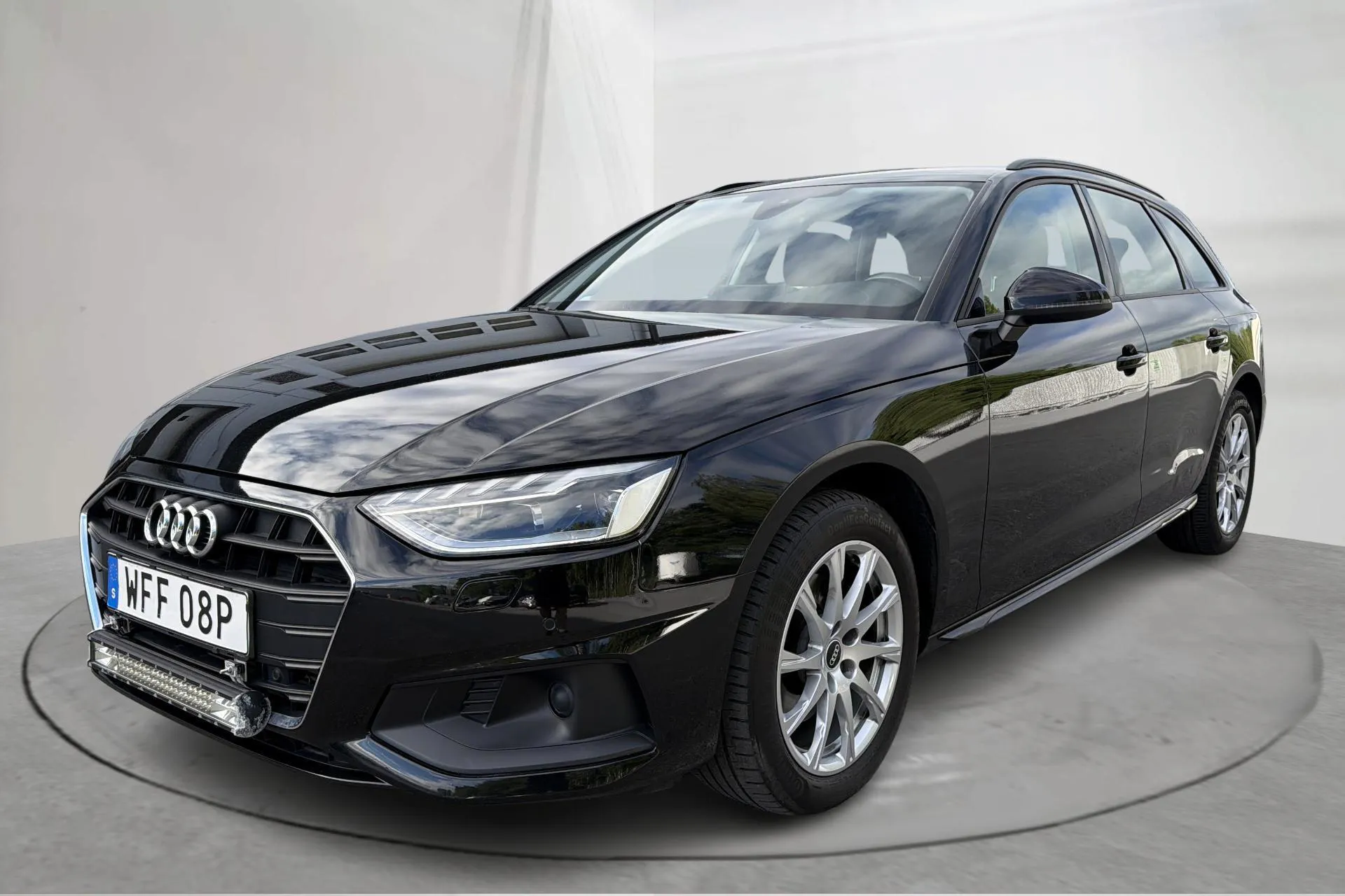 Presentation photo 1 of 15: Audi A4 2.0 TFSI g-tron Avant (170hk) - 71 490 km - Automatic - black - 2021