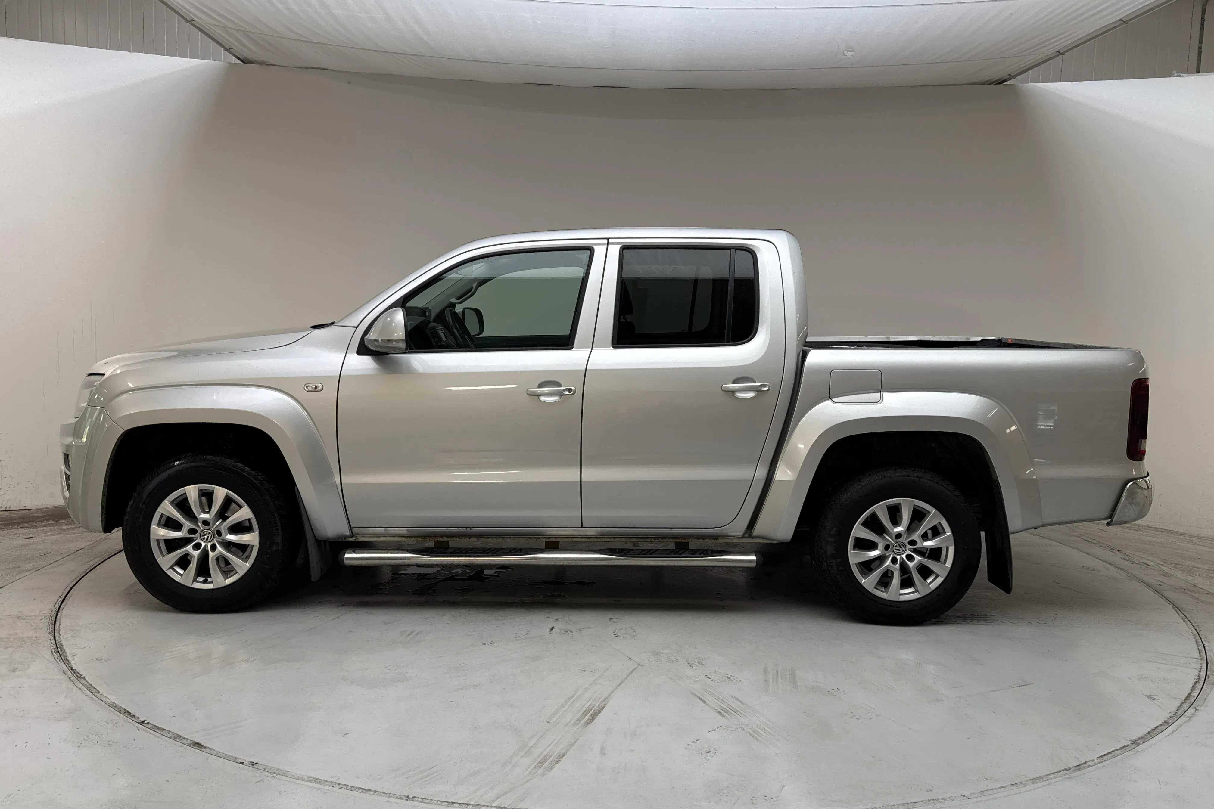 Presentation photo 2 of 14: VW Amarok 3.0 TDI 4motion (224hk) - 205 730 km - Automatic - silver - 2017