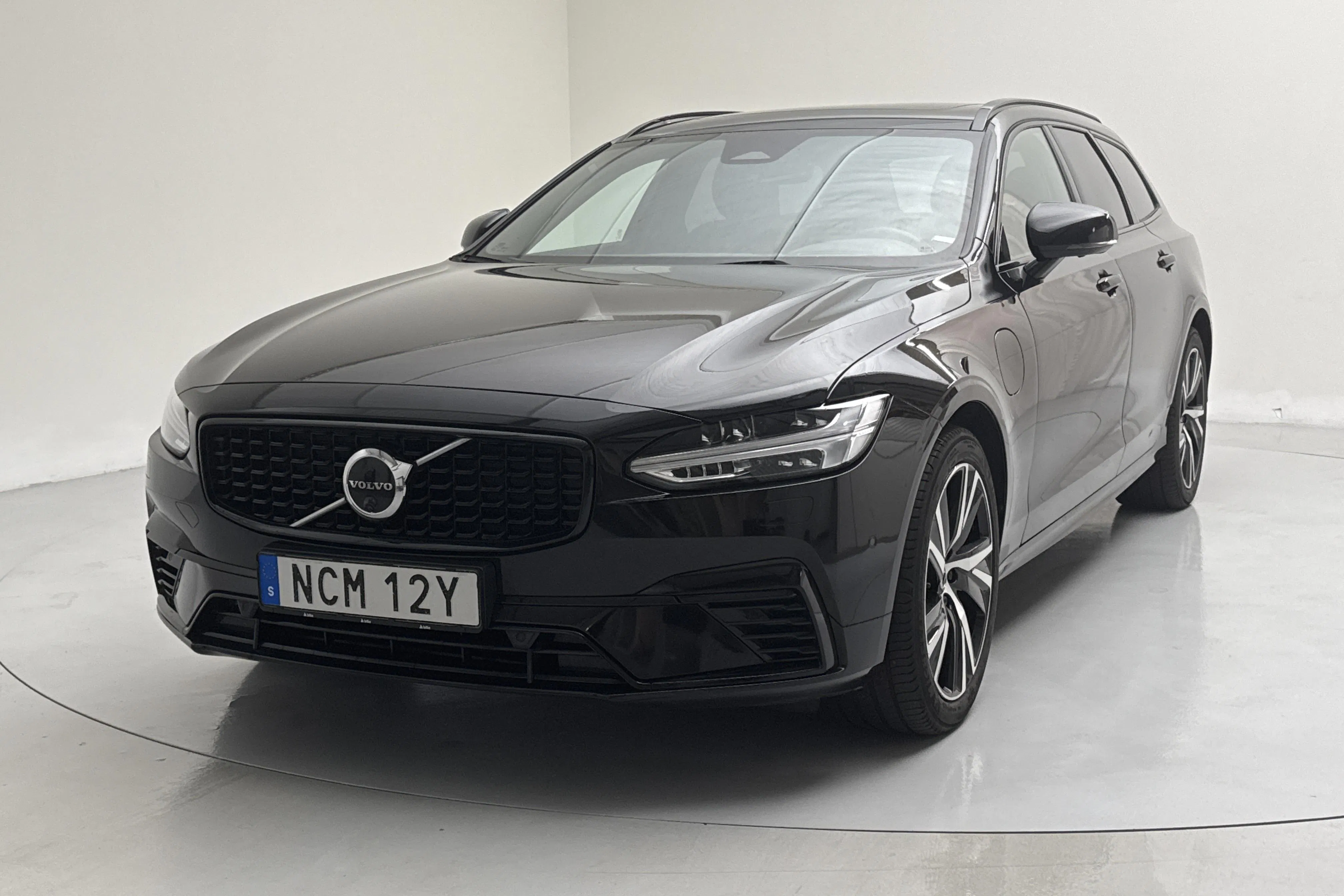 Volvo V90 T8 AWD Recharge (455hk)