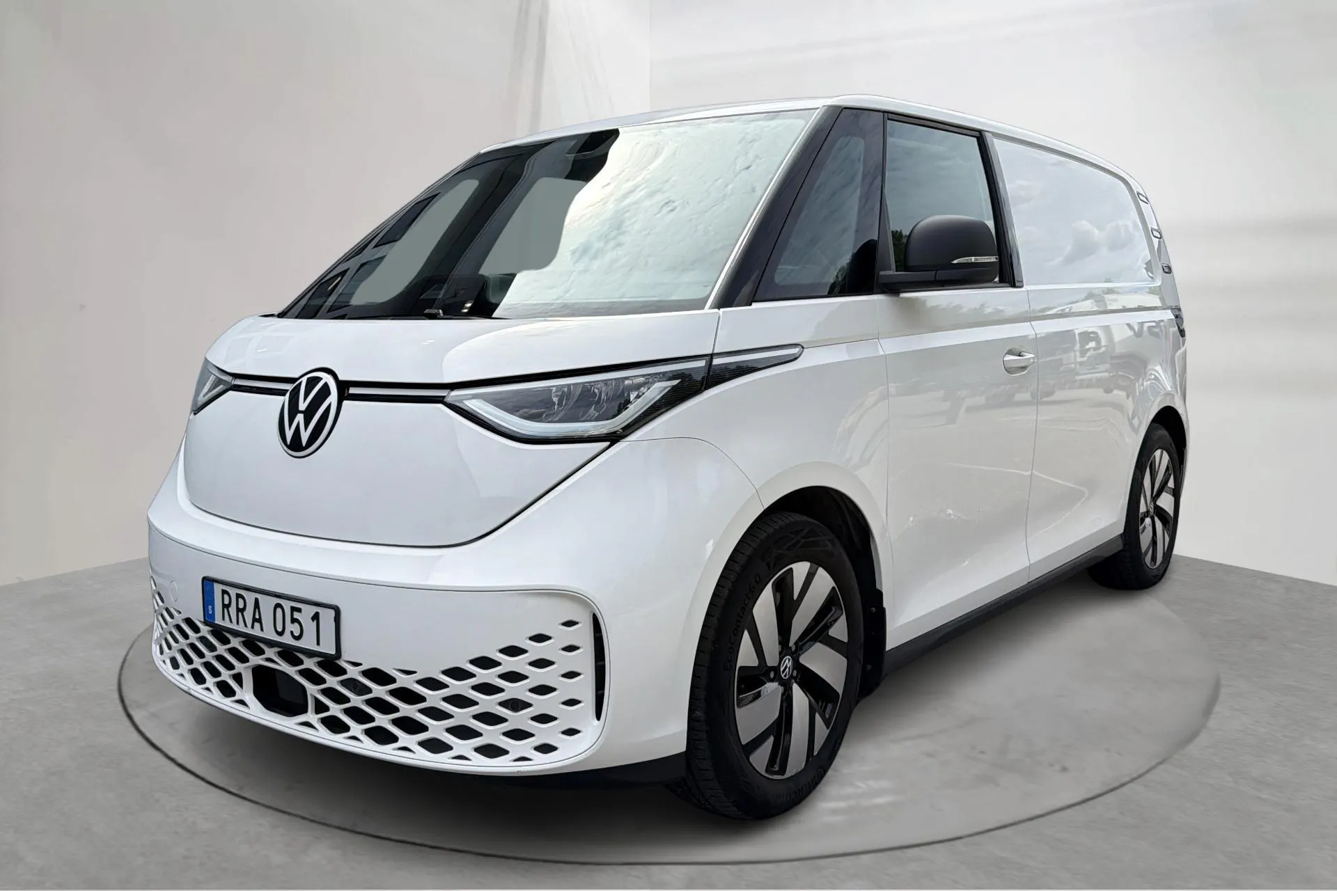Presentationsfoto 1 av 17: VW ID. Buzz Cargo 77kWh (204hk) - 3 407 mil - Automat - vit - 2023
